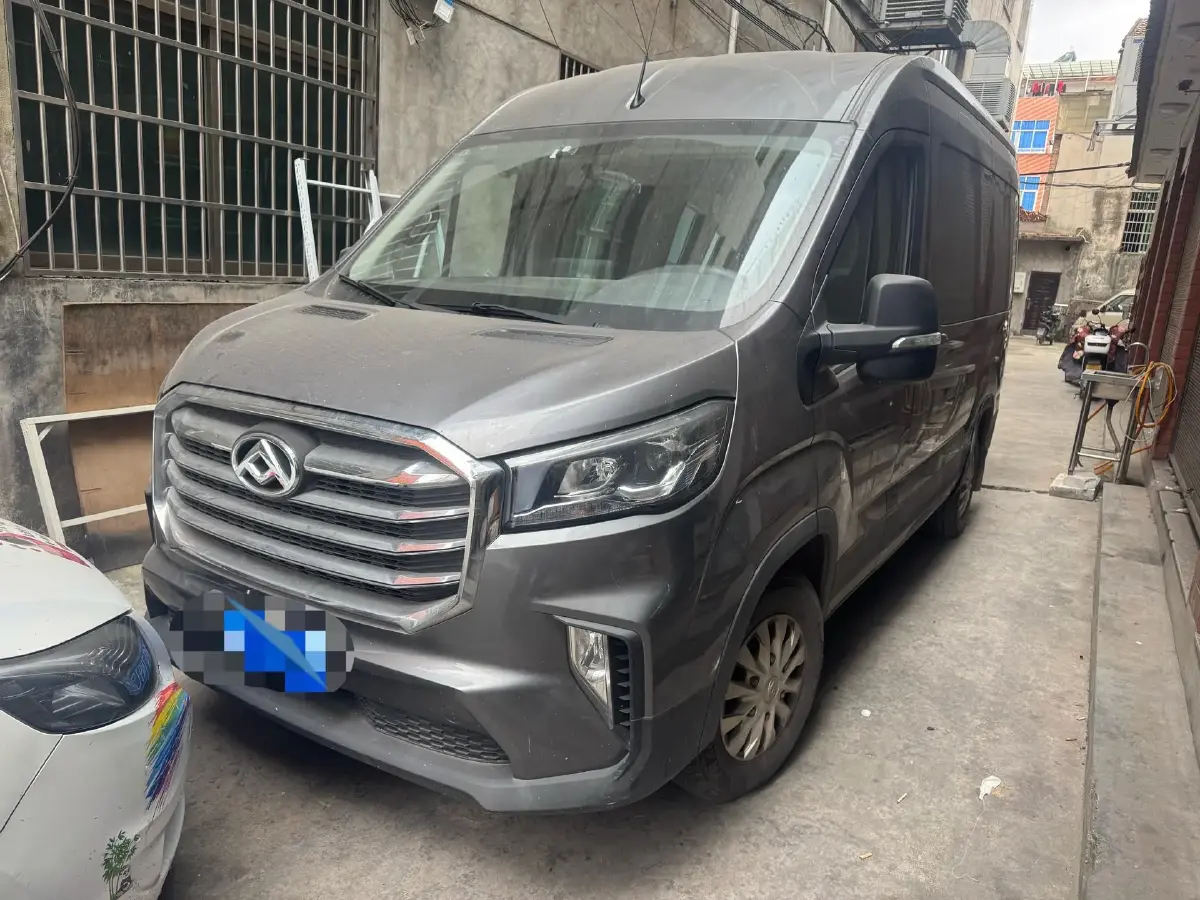 2022 Foton Scenery G9 2.4L 160HP L4 5MT
