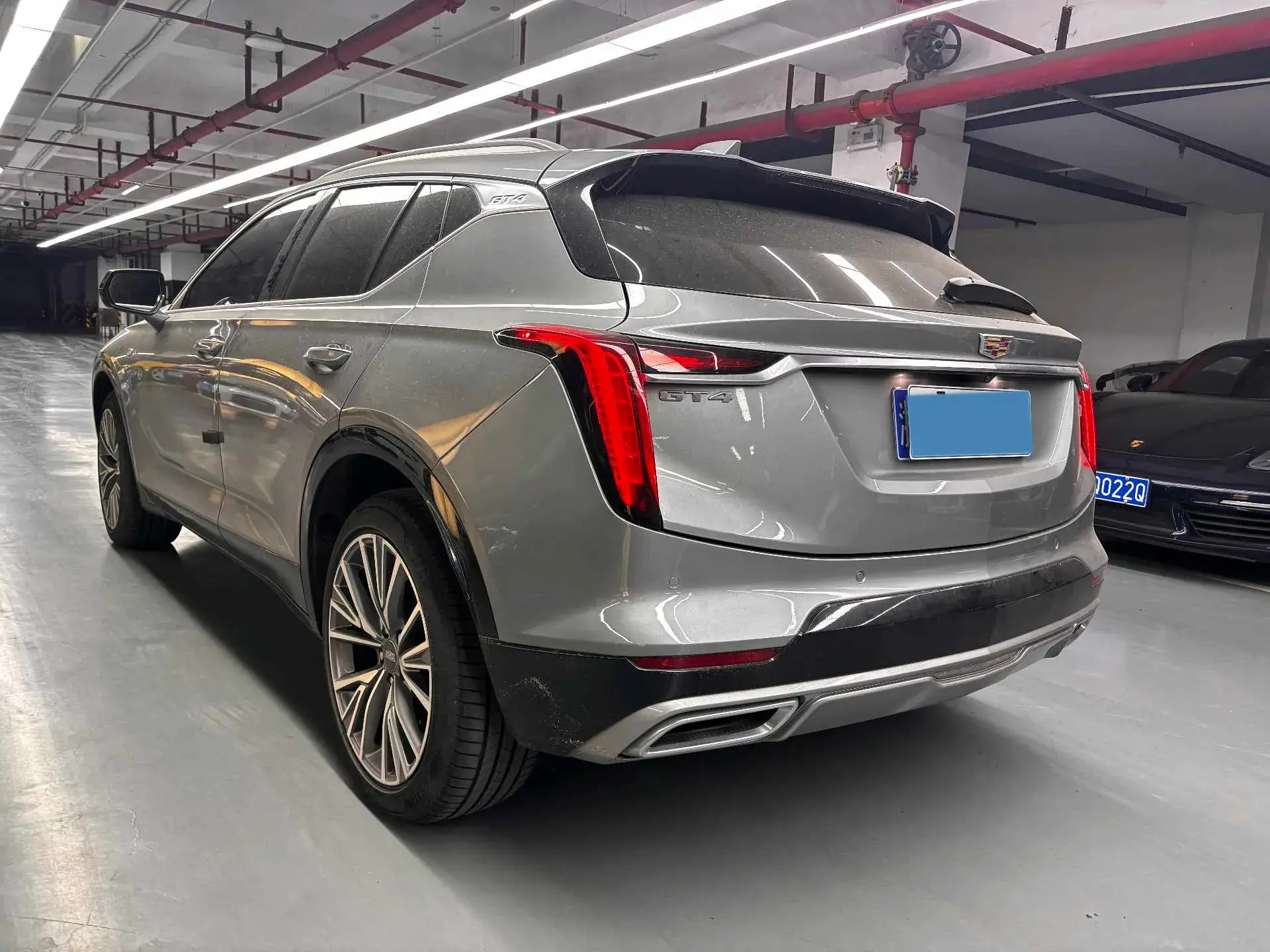 2023 CADILLAC GT4 thumbnail 4