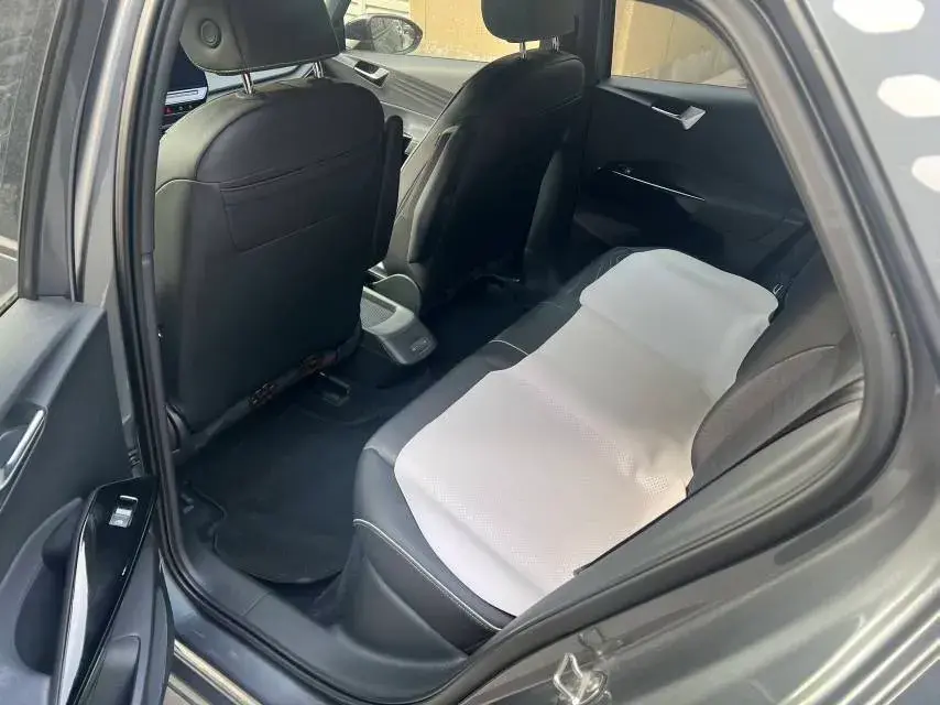 2023 VOLKSWAGEN ID.3 thumbnail 4