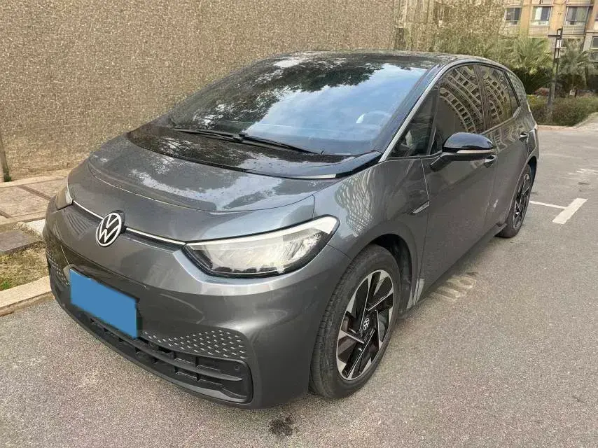 2023 Volkswagen ID.3 BEV 52.8KWH