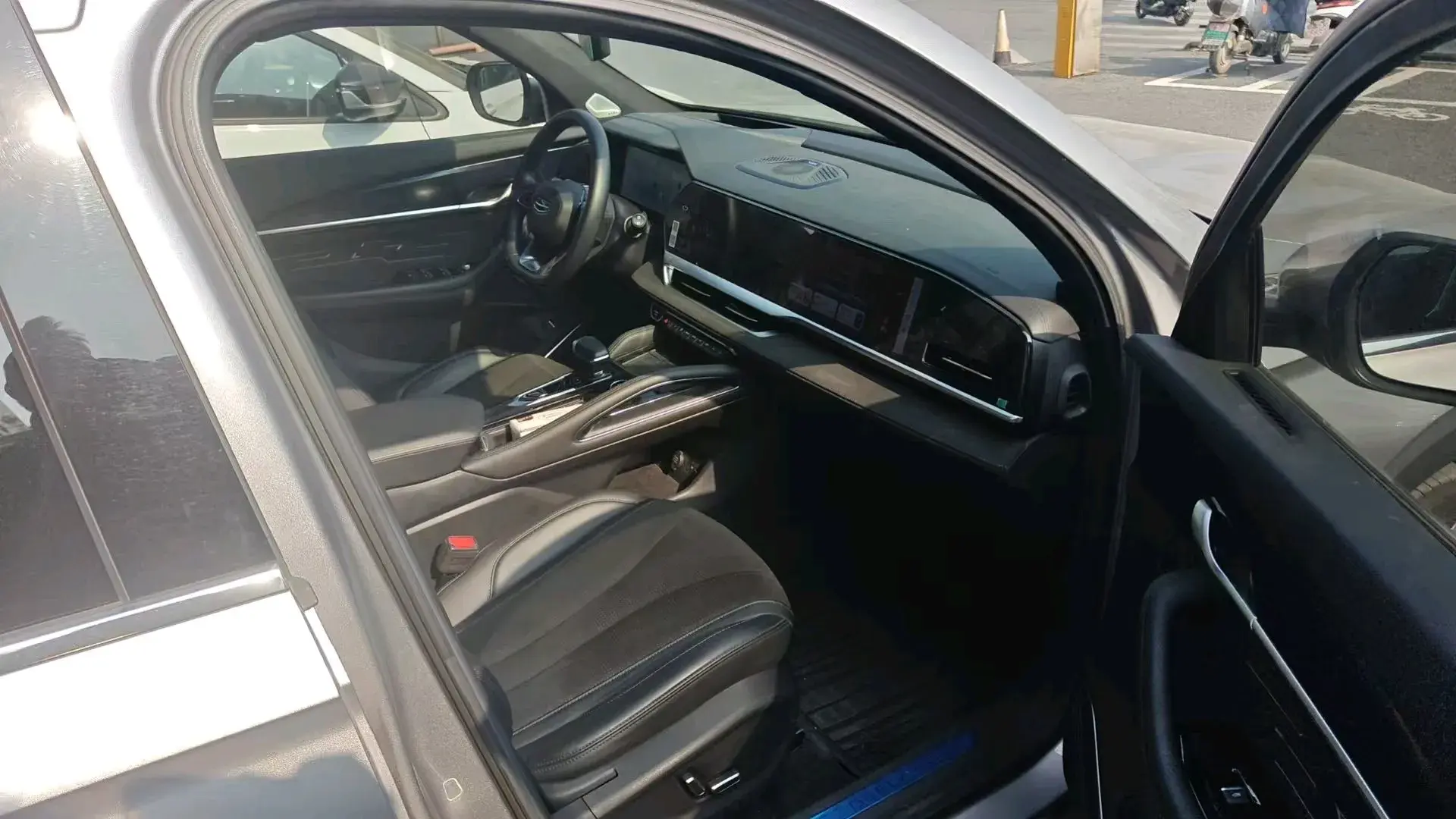 2024 GEELY MONJARO thumbnail 2