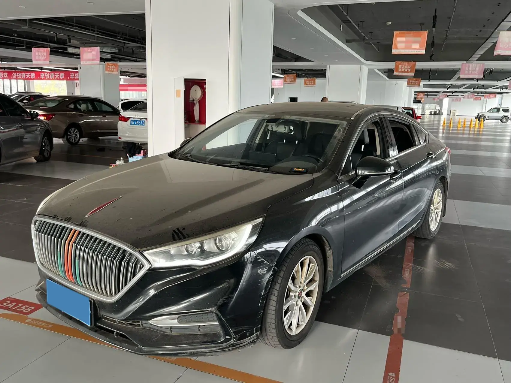 2019 HONGQI H5 view 1