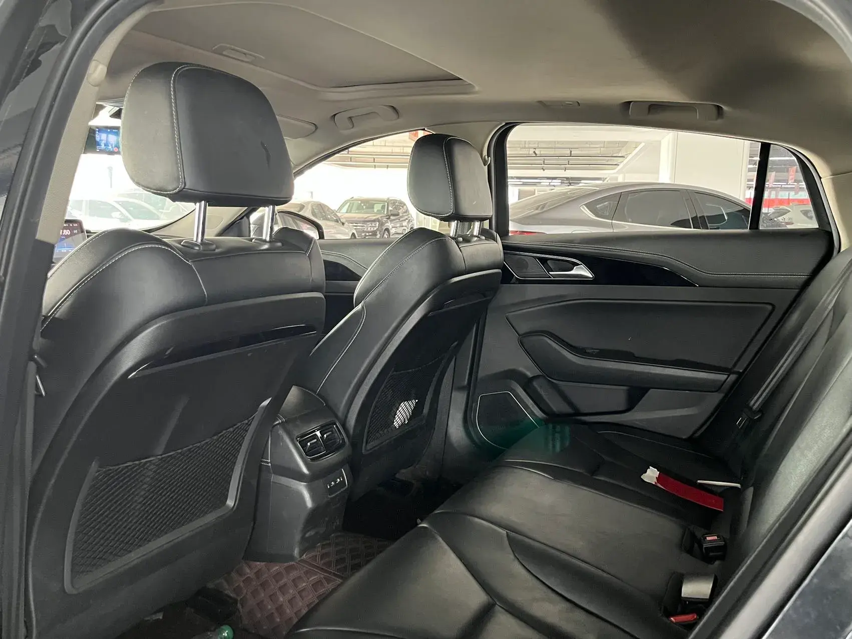 2019 HONGQI H5 thumbnail 4