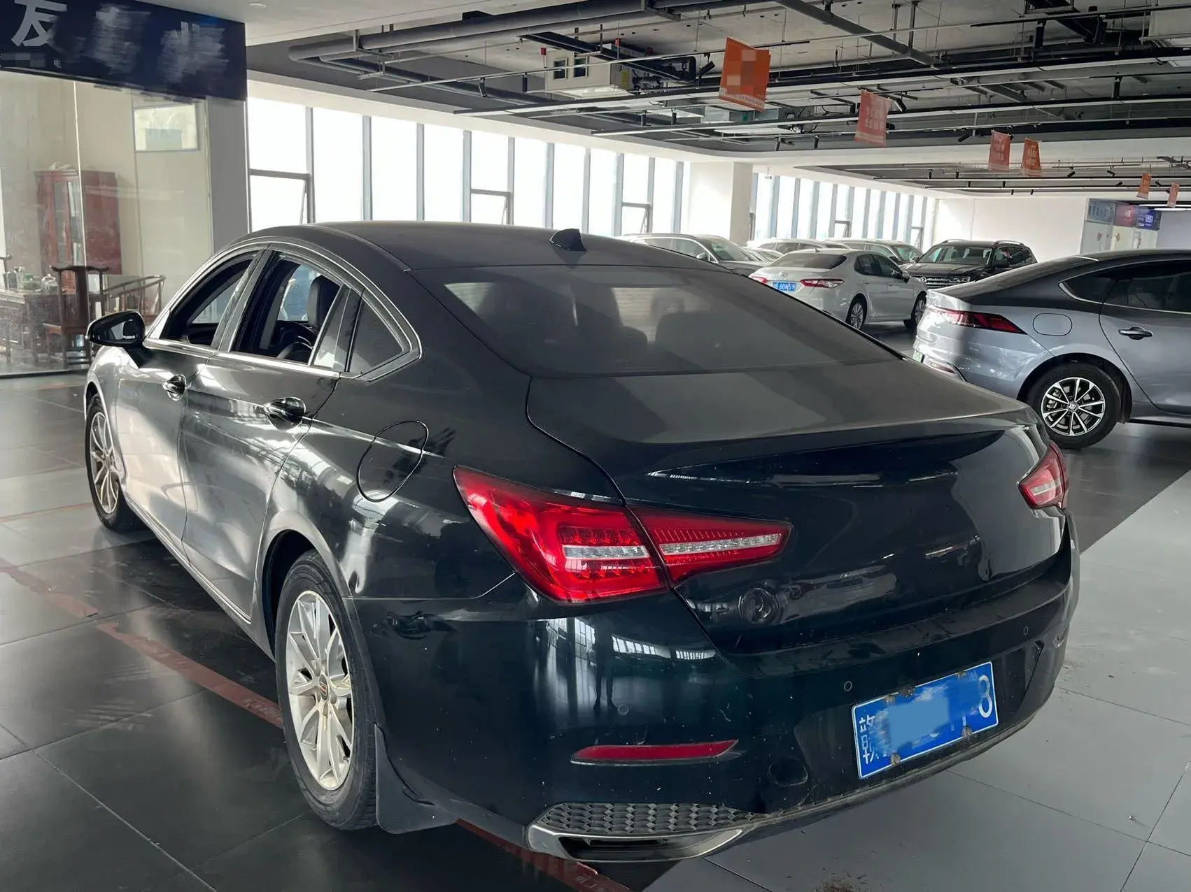 2019 HONGQI H5 thumbnail 2