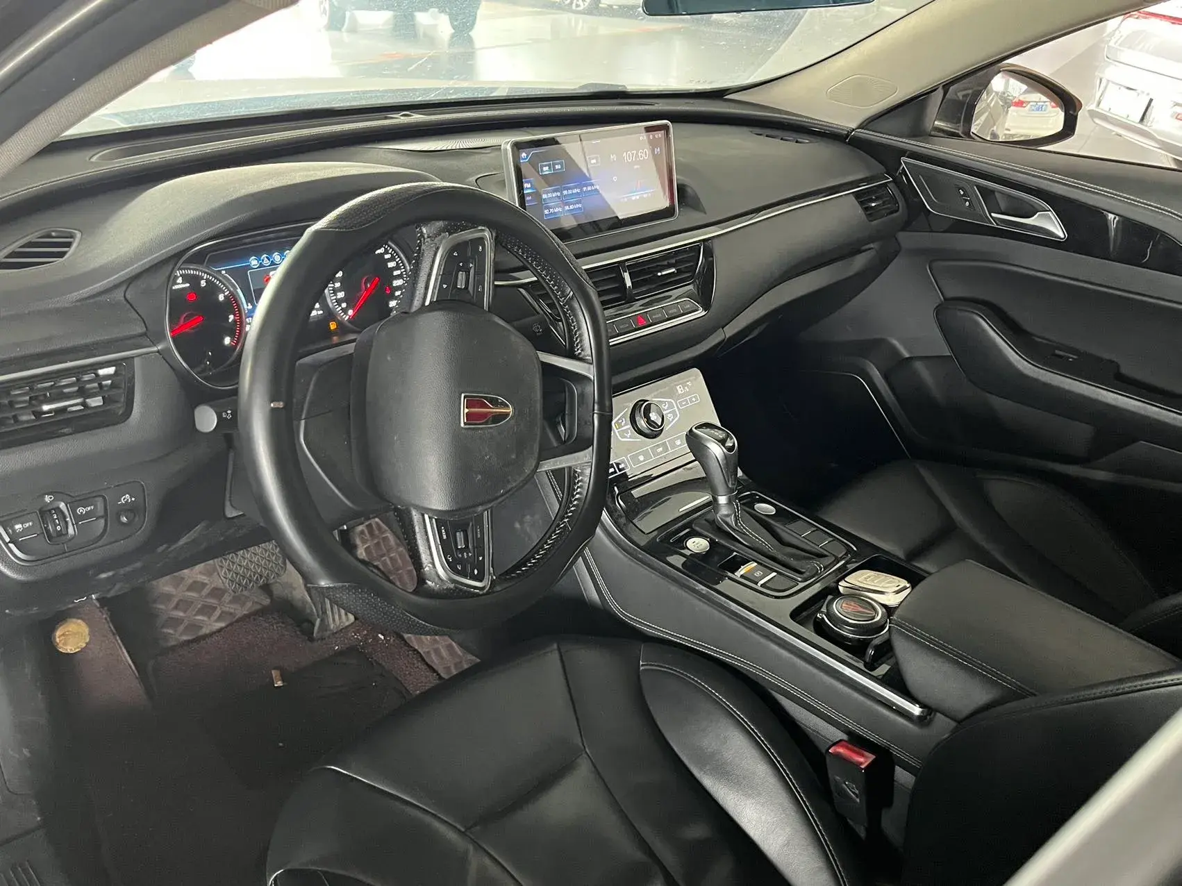 2019 HONGQI H5 thumbnail 3