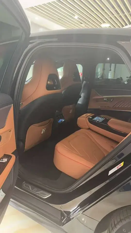 2022 LINCOLN CORSAIR thumbnail 4