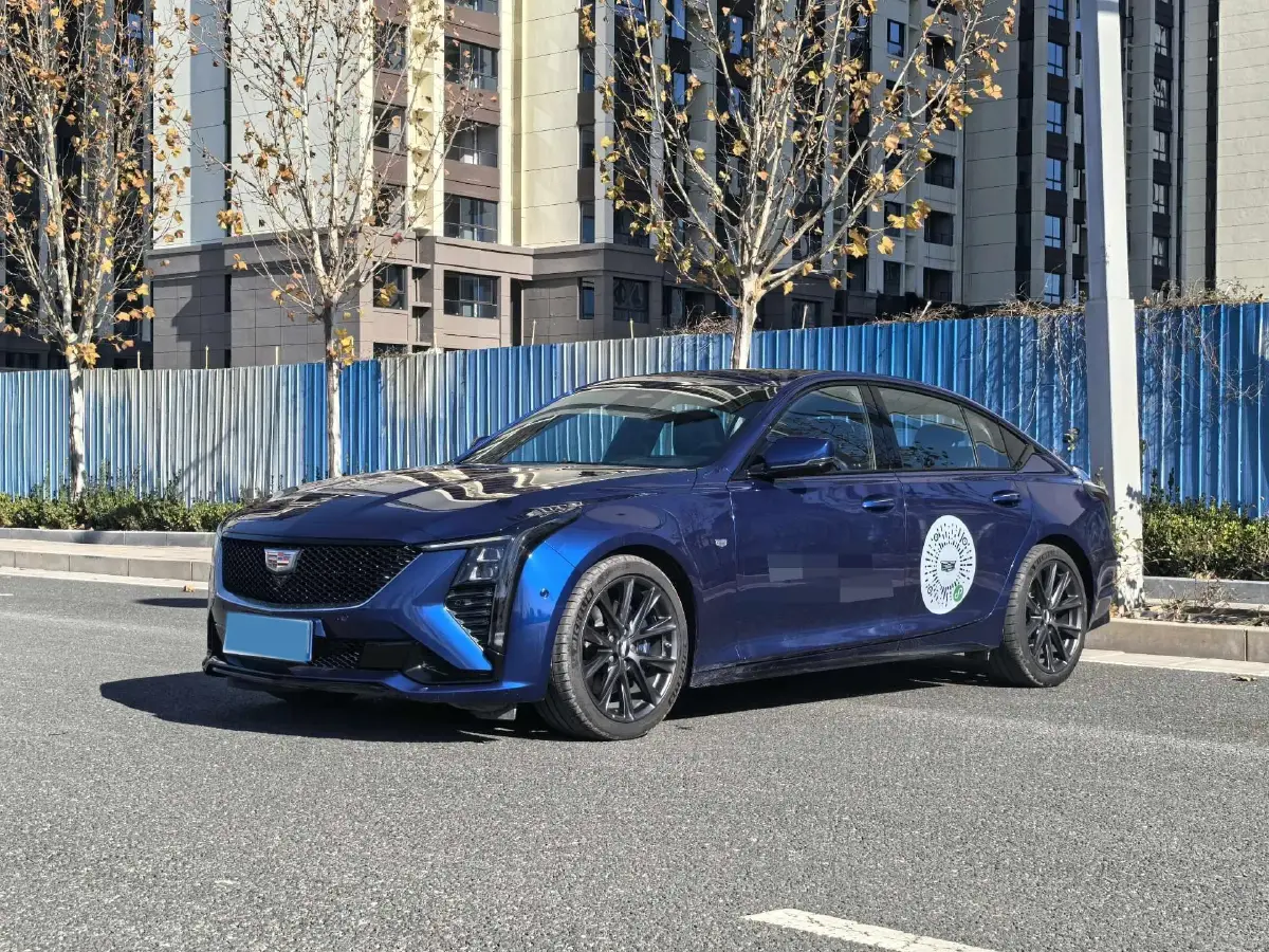 2024 Cadillac CT5 2.0T 237HP L4 10AT