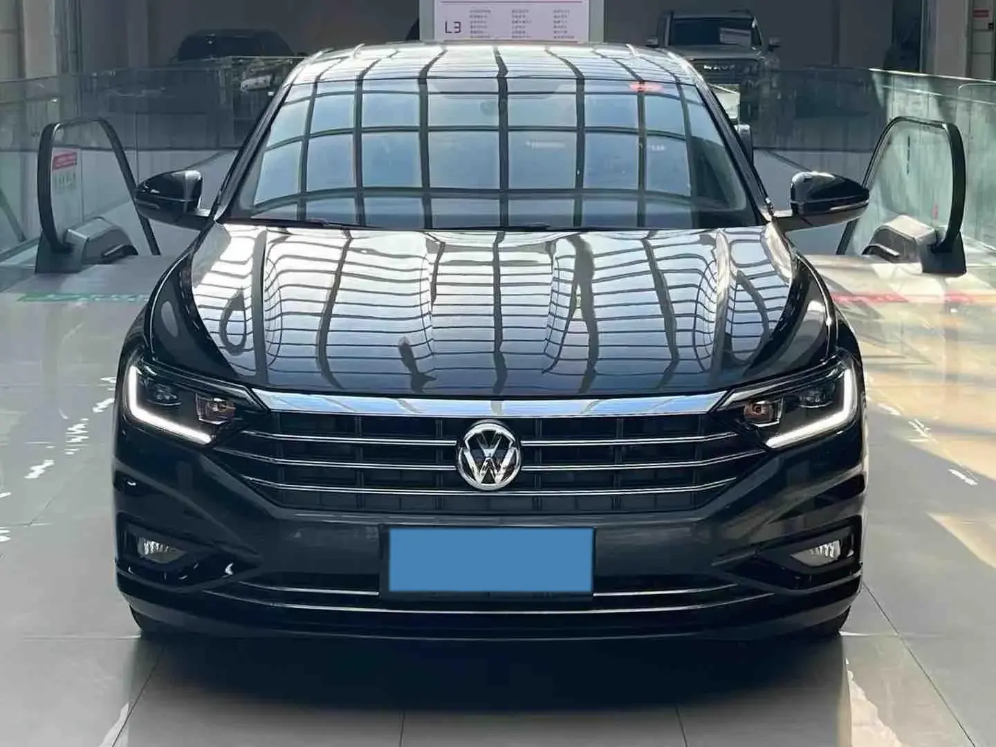 2021 VOLKSWAGEN SAGITAR thumbnail 2