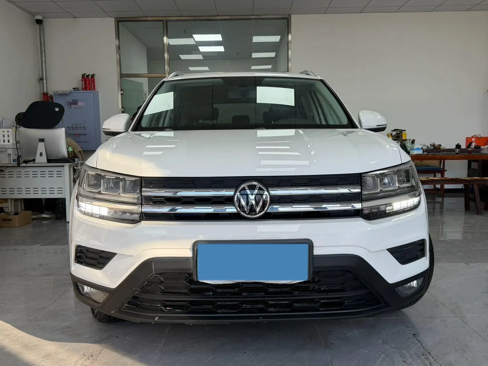 2021 VOLKSWAGEN THARU thumbnail 2