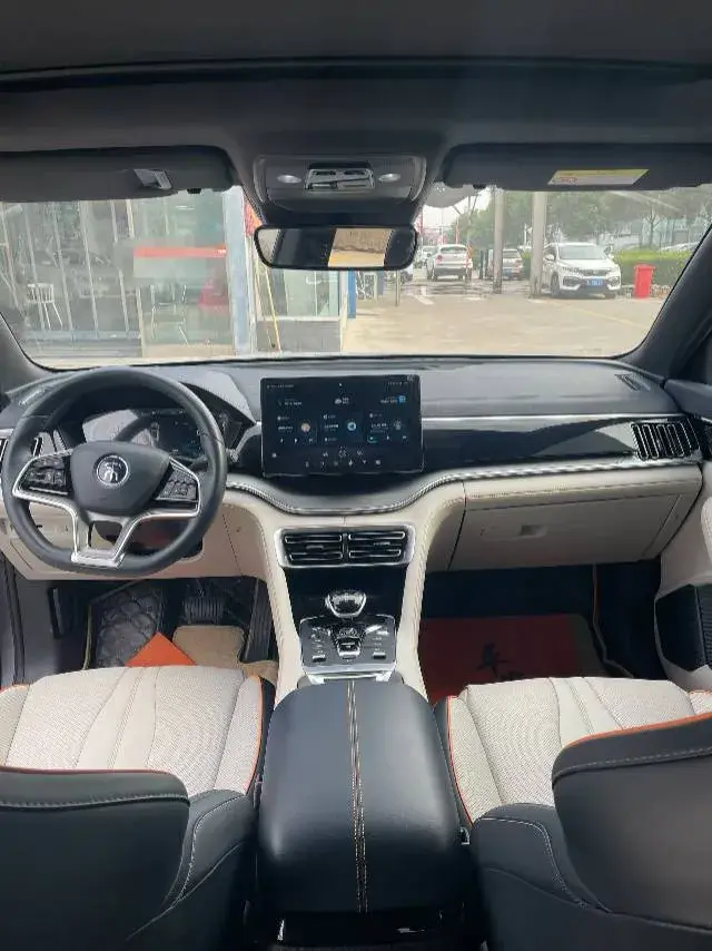 2022 HYUNDAI TUCSON thumbnail 3