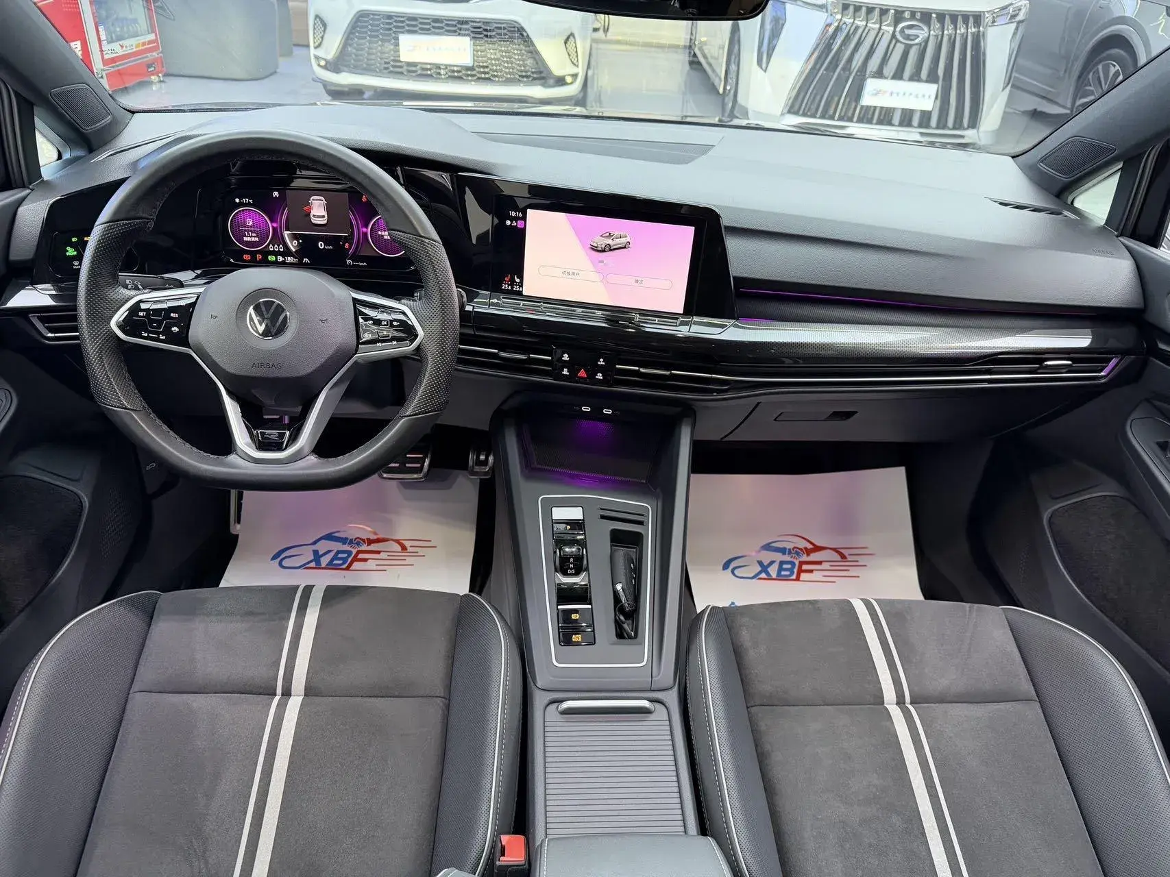 2023 VOLKSWAGEN GOLF thumbnail 3