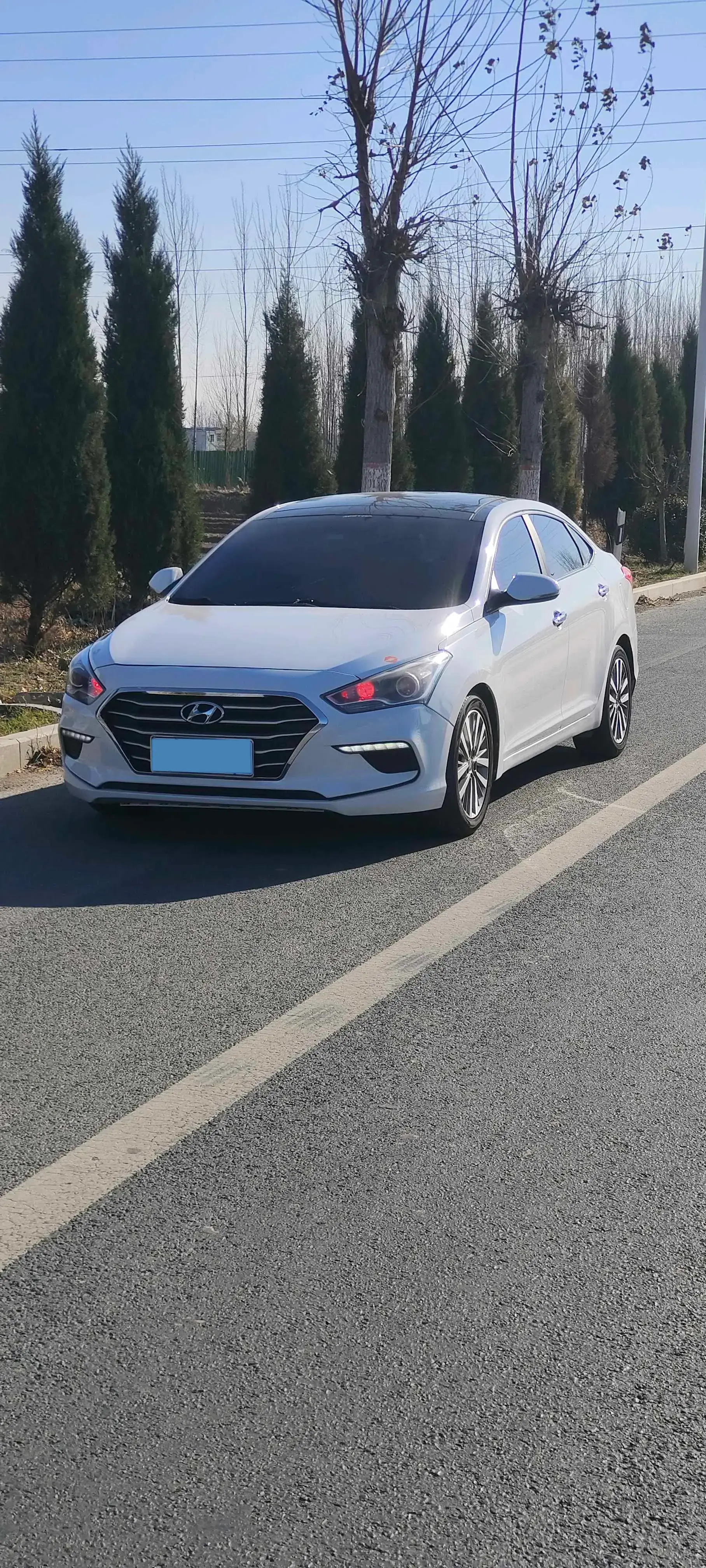 2017 HYUNDAI MISTRA view 1