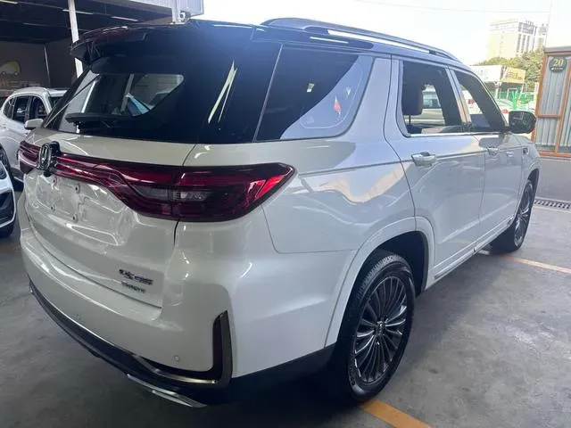2021 ChangAn CS95 2.0T 233HP L4 6AT,autocango,china used car exporter,china ev exporter,chinese used car exporter,chinese used ev exporter