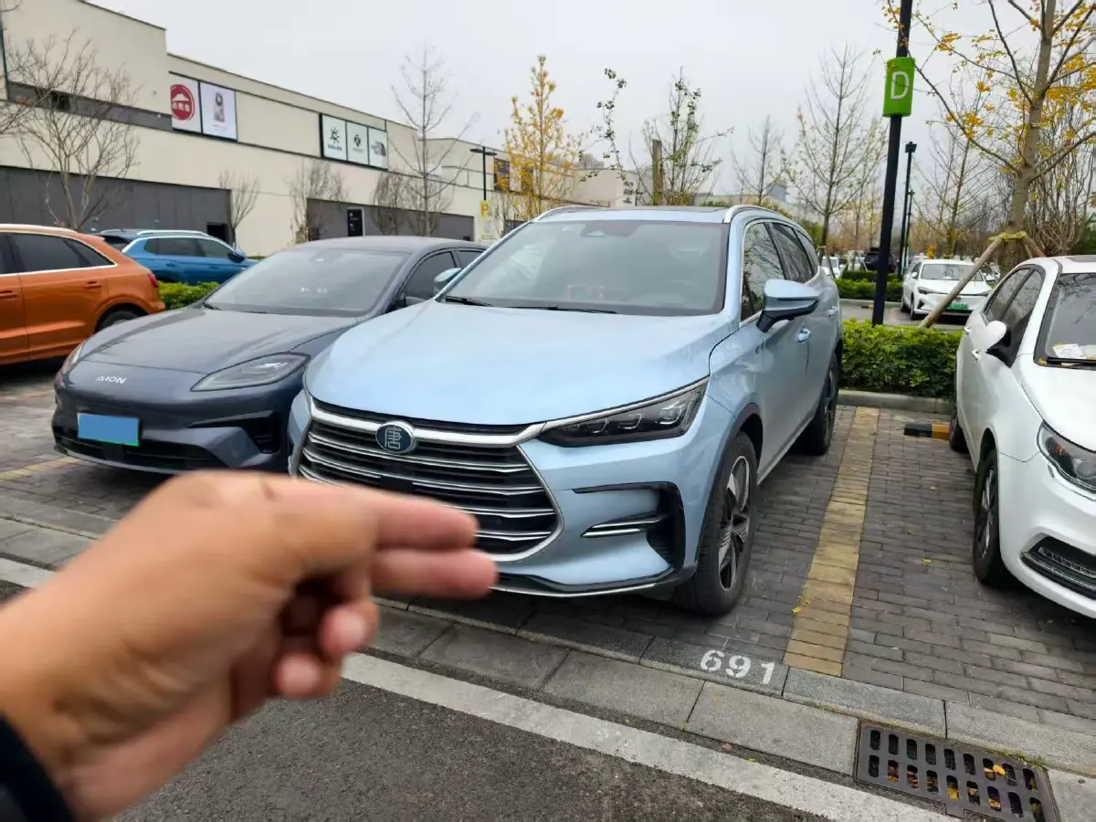 2023 BYD Tang 1.5T 139HP L4 E-CVT PHEV 21.504KWH