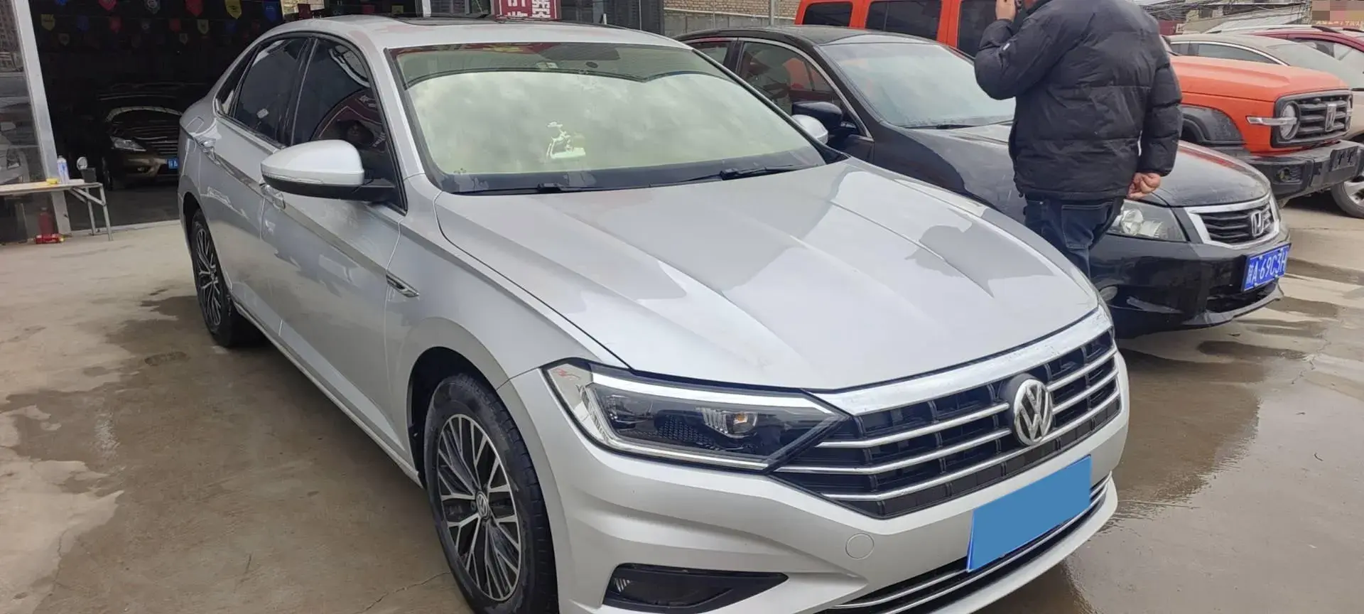 2020 VOLKSWAGEN SAGITAR thumbnail 3