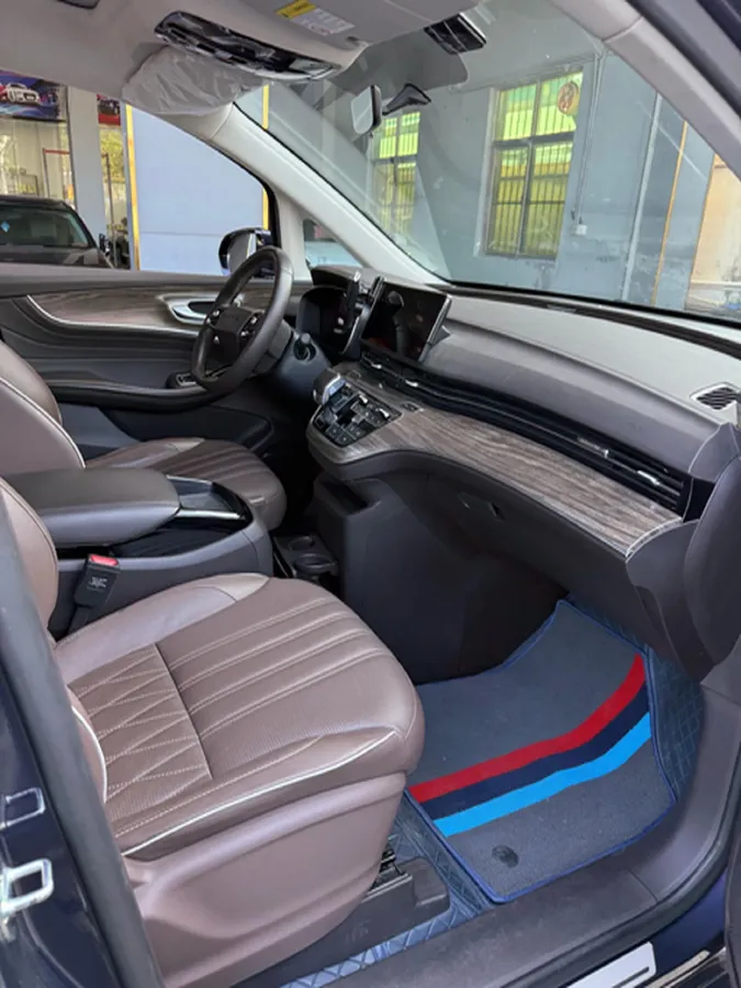 2022 Roewe iMAX8 BEV 90KWH,autocango,china used car exporter,china ev exporter,chinese used car exporter,chinese used ev exporter