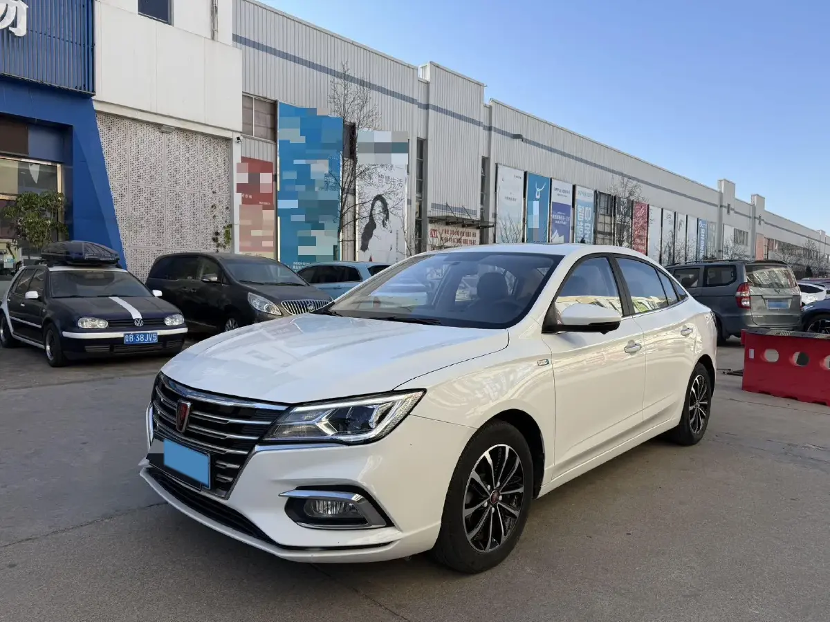 2019 Roewe i5 1.5L 120HP L4 CVT