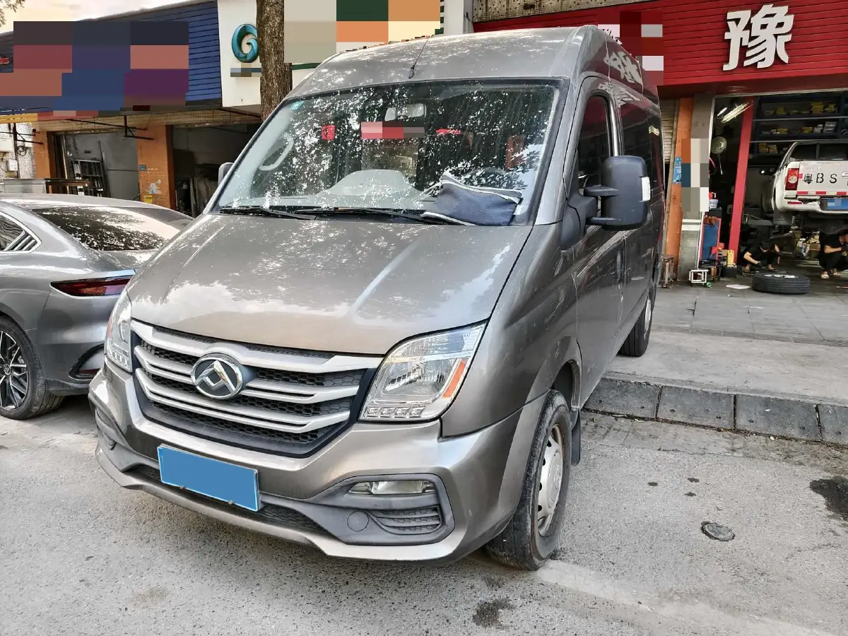 2019 MAXUS XinTu V80 2.0T 139HP L4 6MT