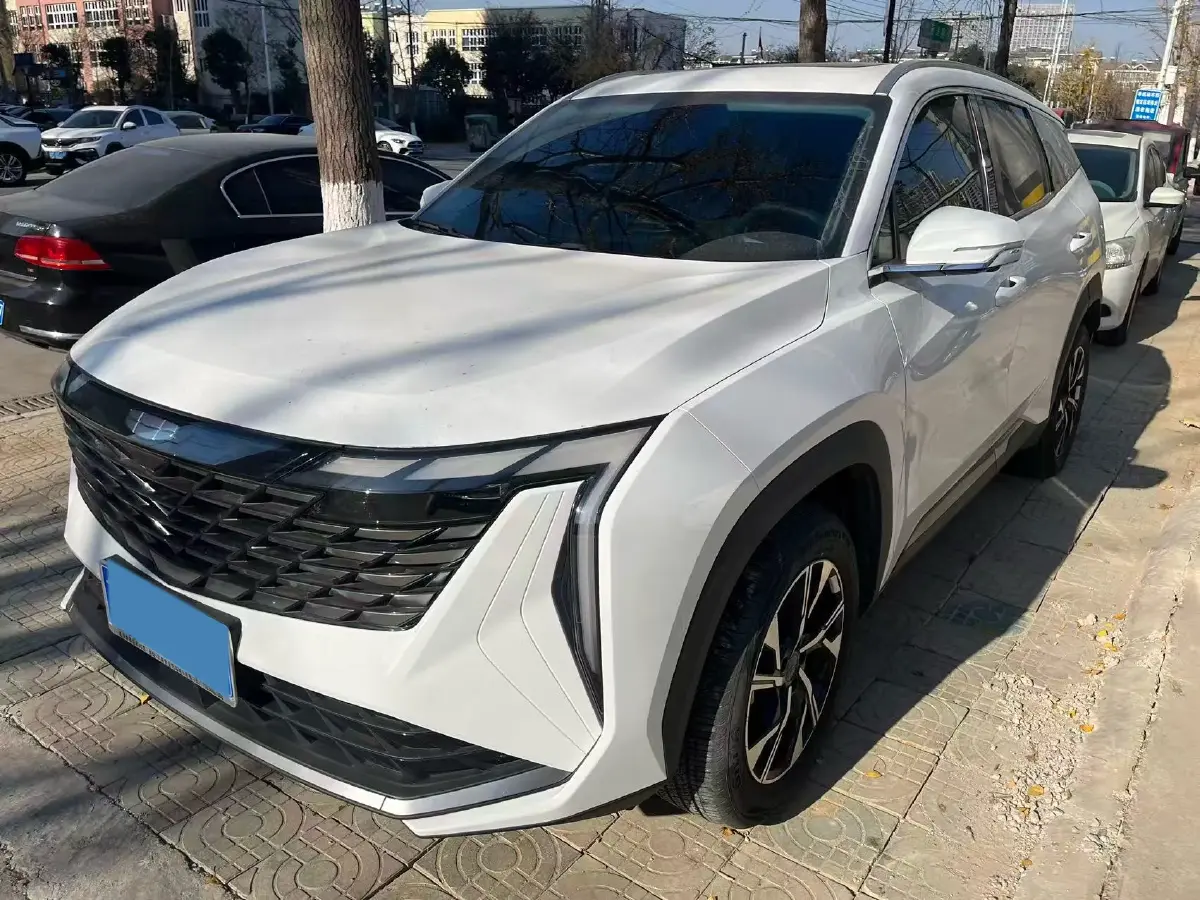 2024 Geely StarRay 1.5T 181HP L4 7DCT