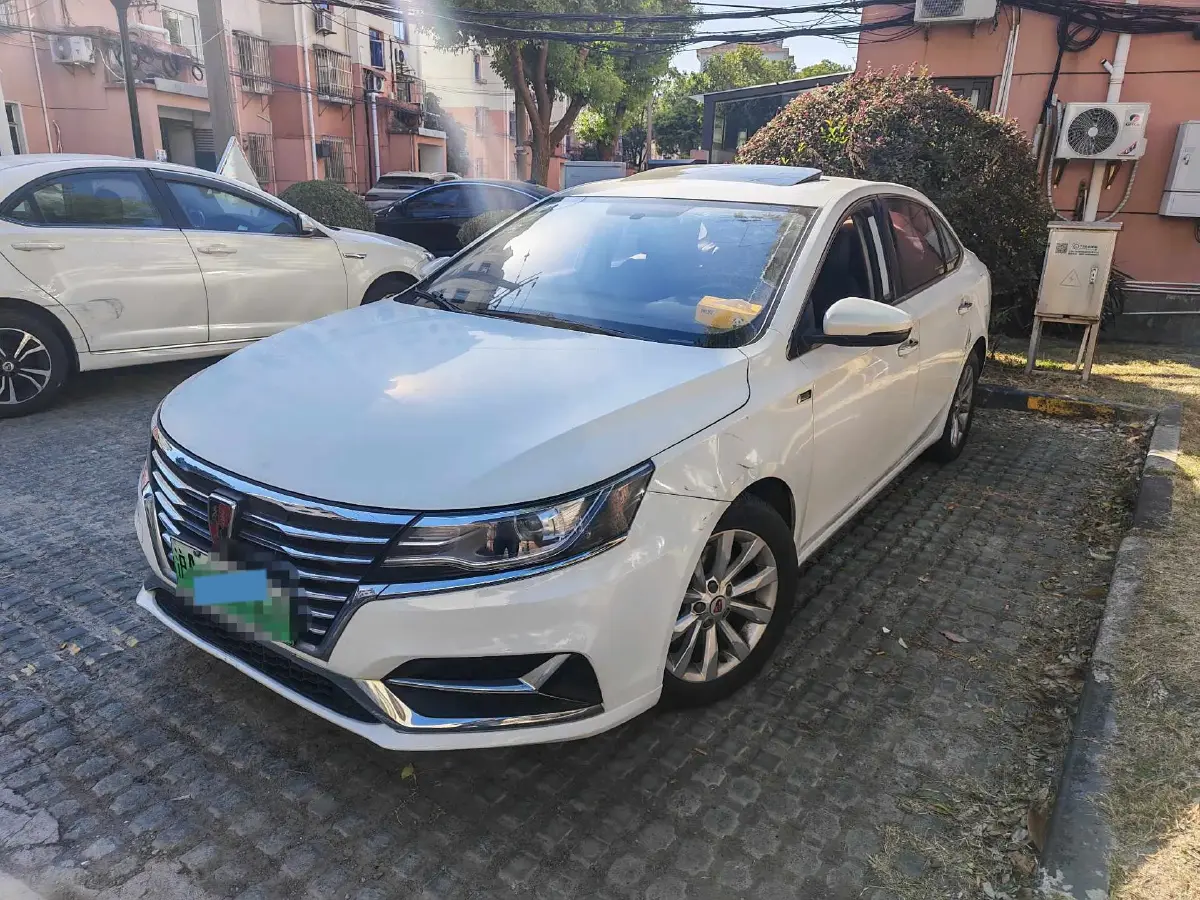 2017 Roewe i6 1.0T 125HP L3 2AT PHEV