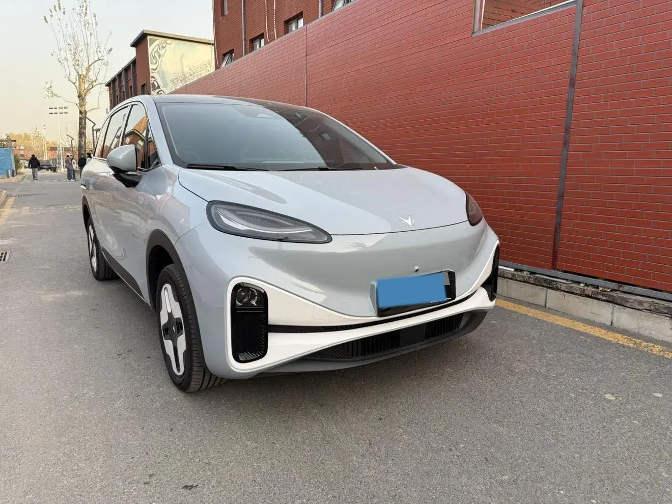 2024 ARCFOX KAOLA thumbnail 3