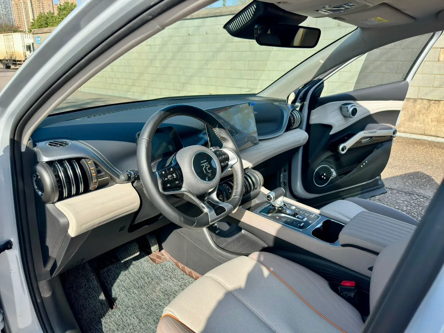 2024 BYD YUAN thumbnail 4