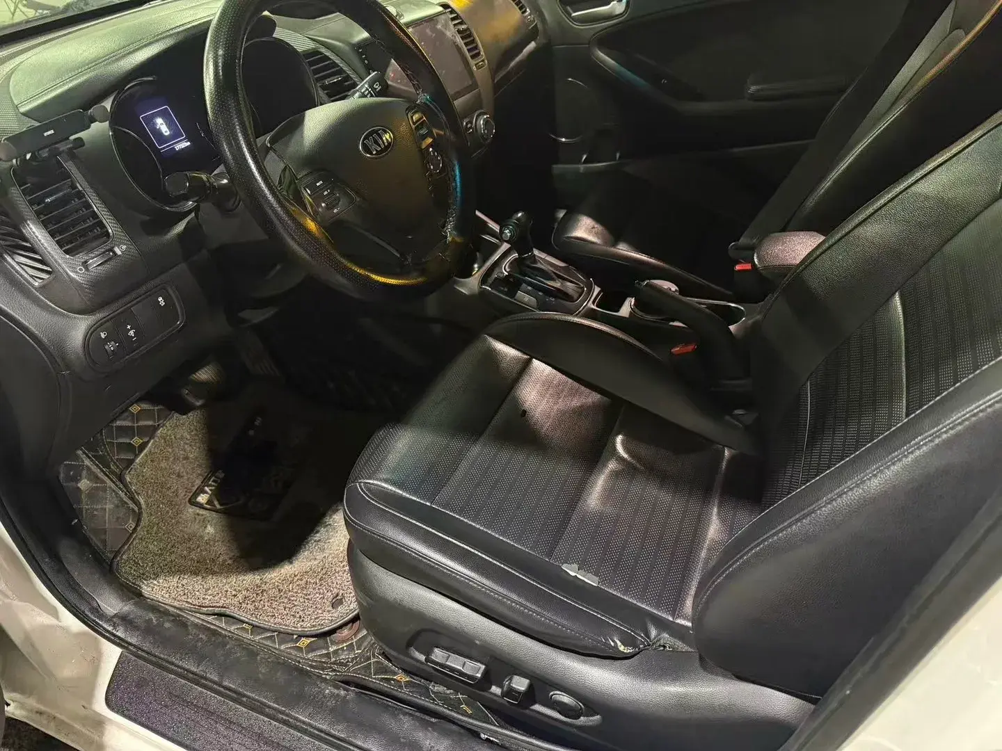 2017 KIA K3 thumbnail 3