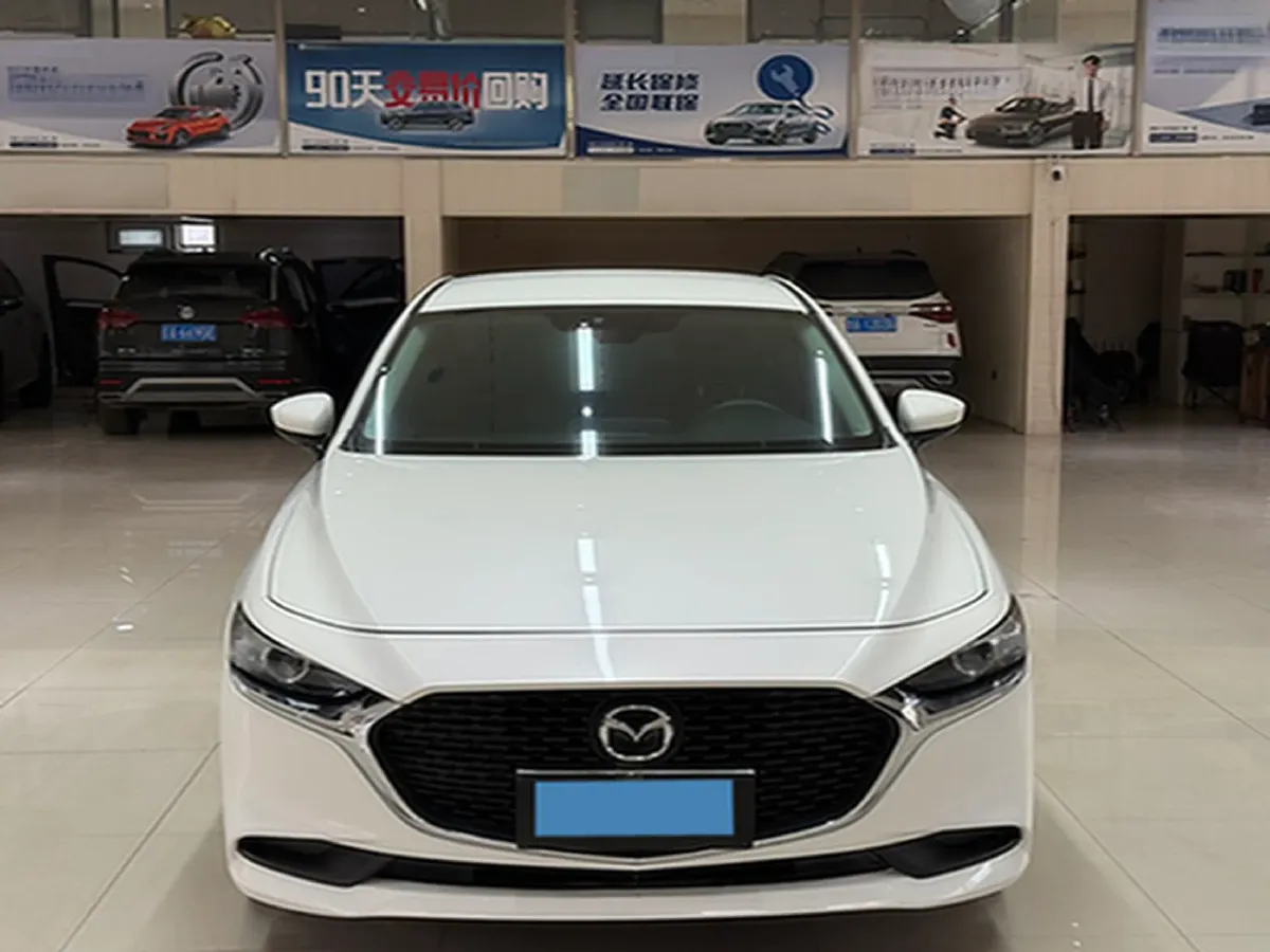 2021 Mazda 3 Axela 1.5L 117HP L4 6AT,autocango,china used car exporter,china ev exporter,chinese used car exporter,chinese used ev exporter