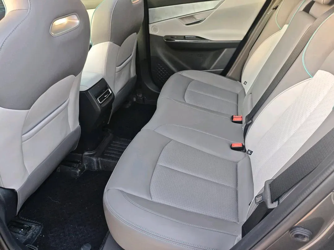 2023 ChangAn UNI-T 1.5T 188HP L4 7DCT,autocango,china used car exporter,china ev exporter,chinese used car exporter,chinese used ev exporter