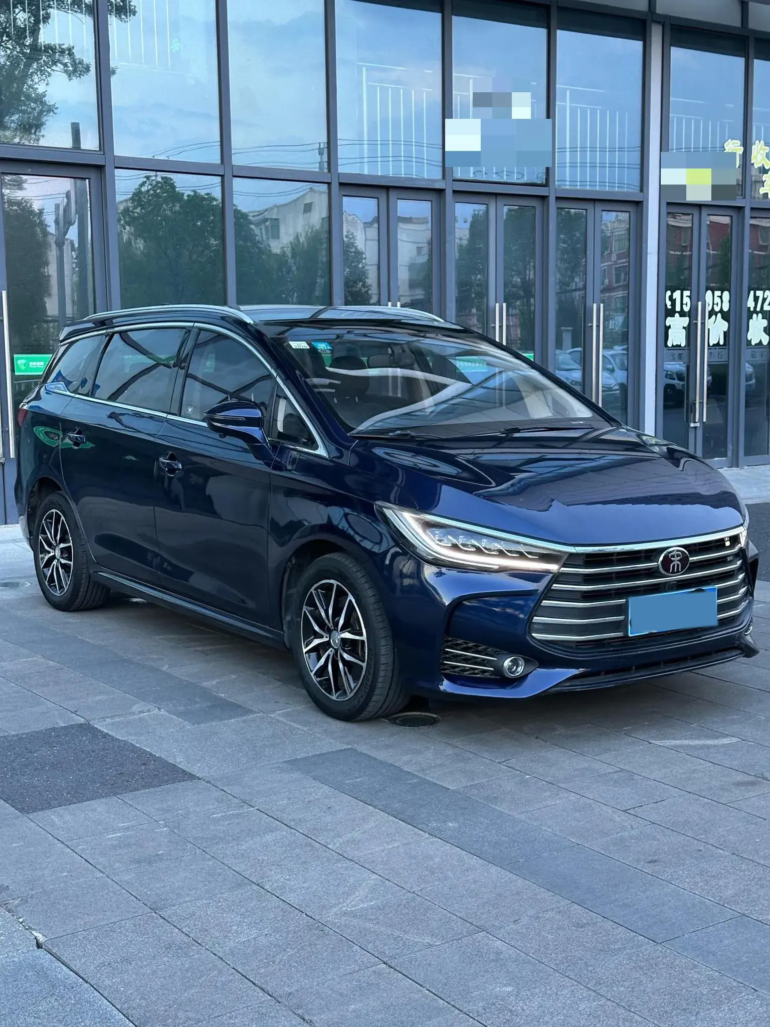 2018 BYD SONG thumbnail 3