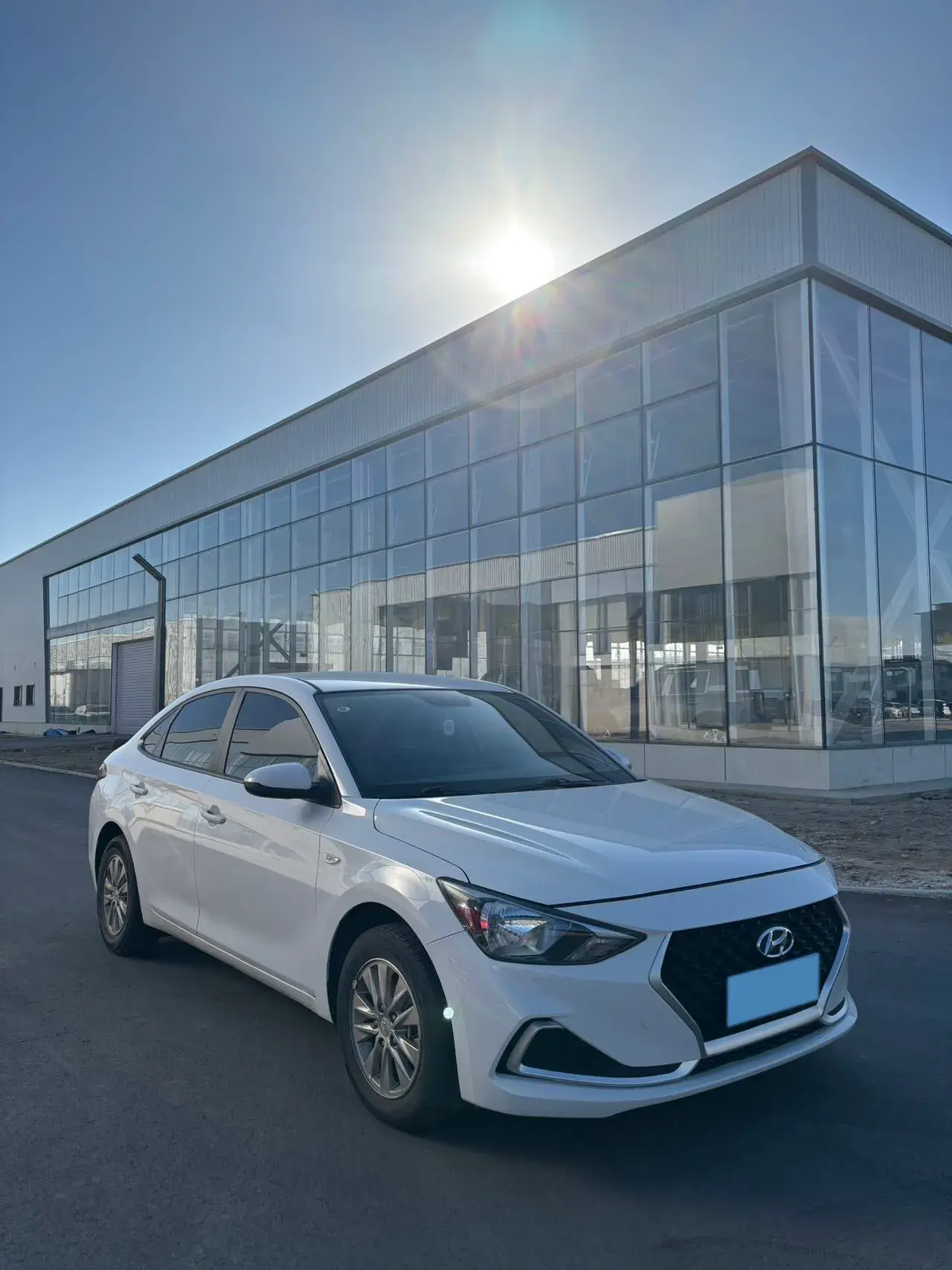 2020 HYUNDAI CELESTA thumbnail 3