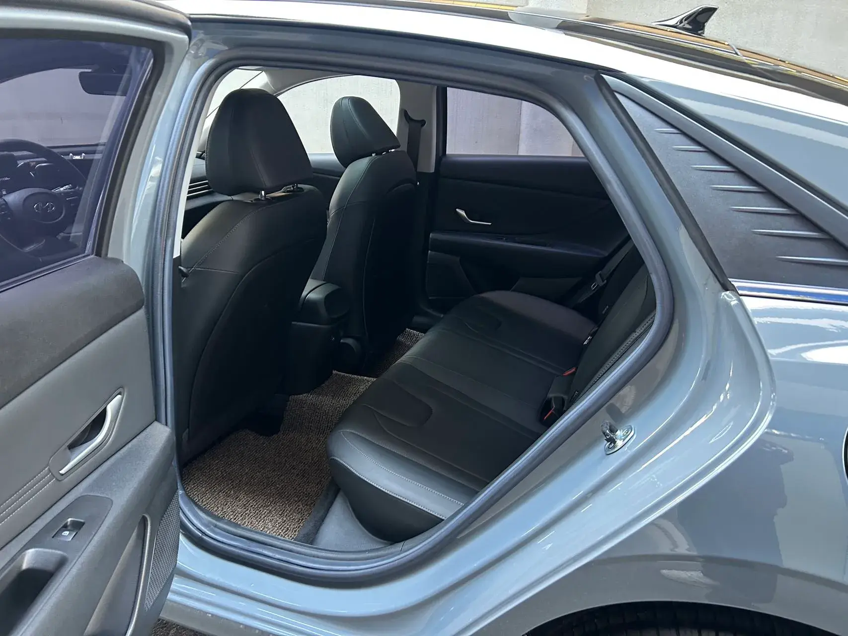 2021 HYUNDAI ELANTRA thumbnail 4