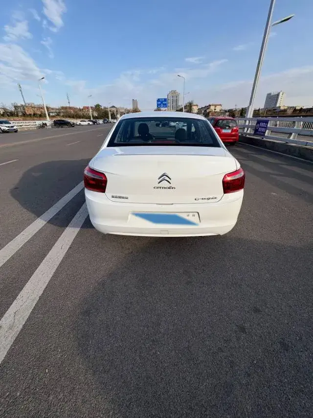 2017 CITROEN ELYSEE thumbnail 2