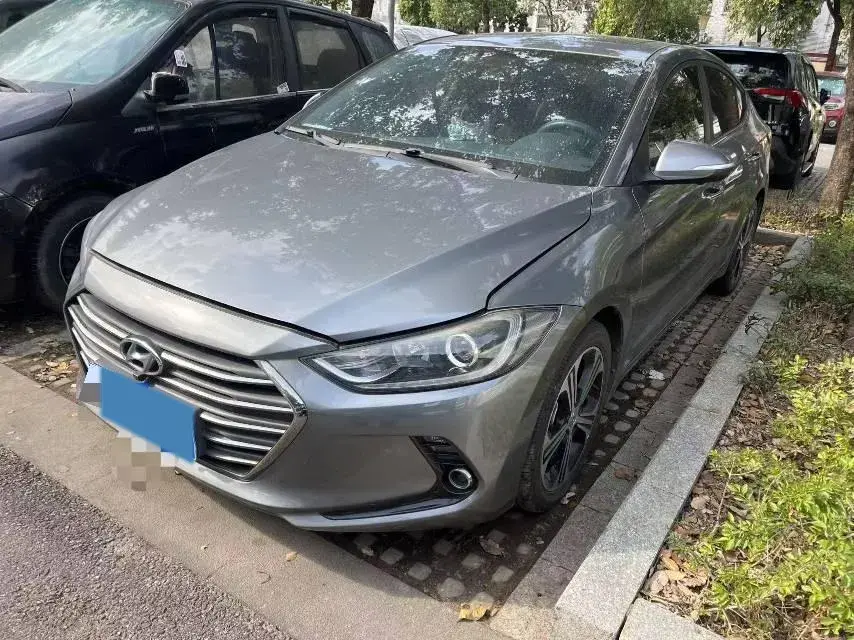 2018 HYUNDAI ELANTRA view 1