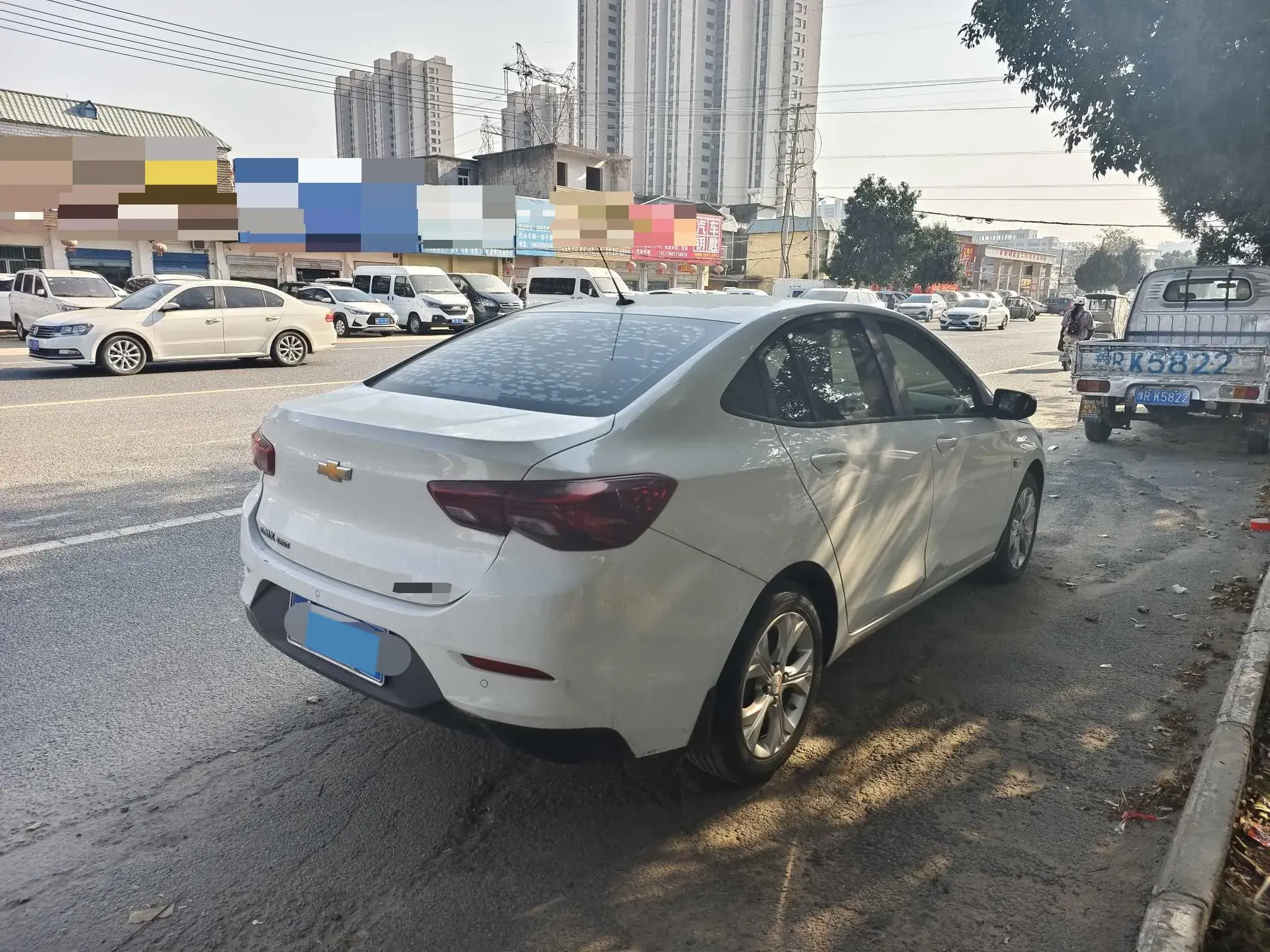 2020 CHEVROLET CAVALIER thumbnail 2