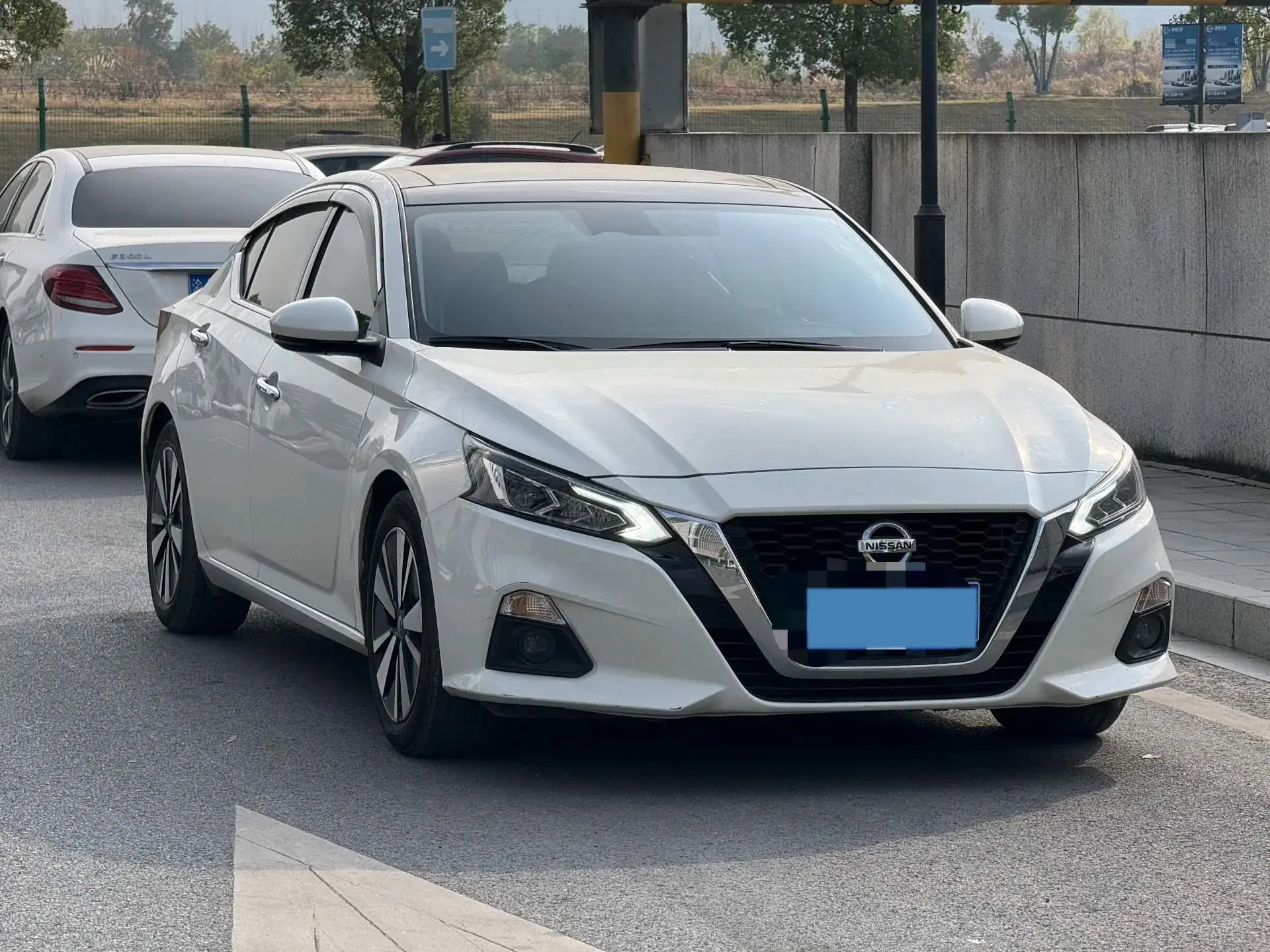 2021 NISSAN TEANA thumbnail 3