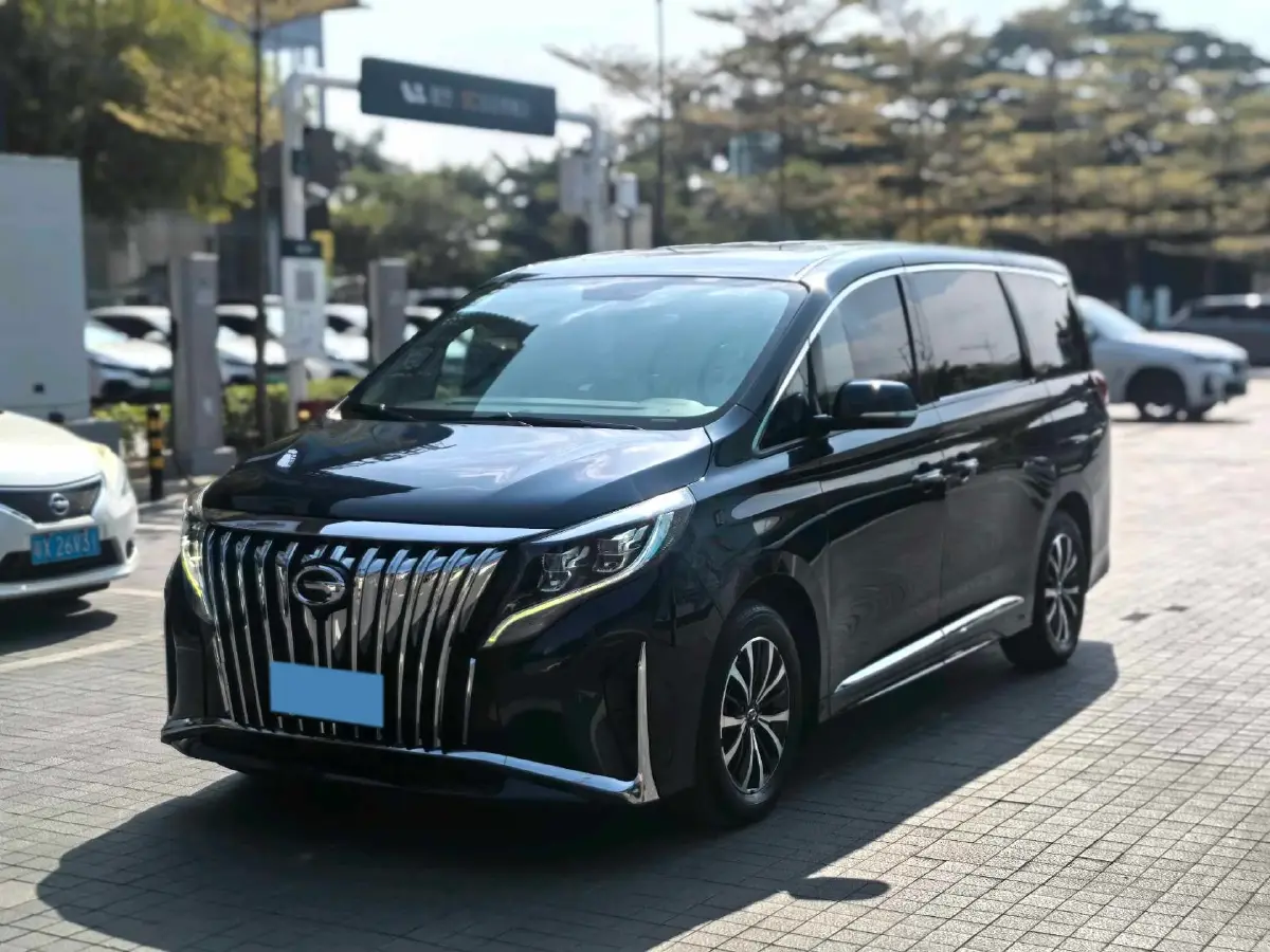 2021 GAC Trumpchi M8 2.0T 252HP L4 8AT