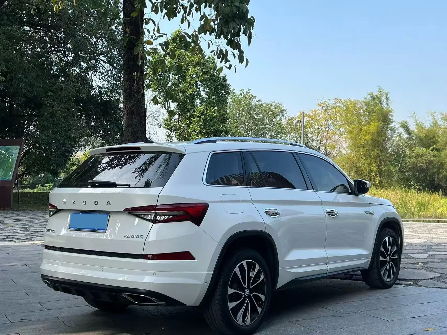 2022 SKODA KODIAK thumbnail 4