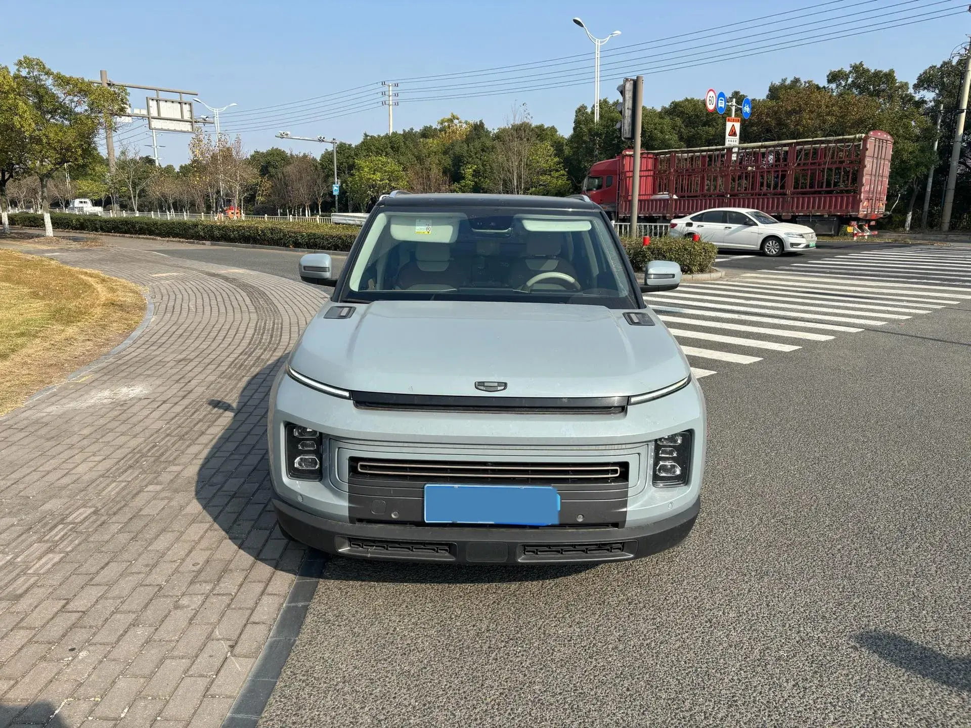 2020 GEELY ICON thumbnail 2