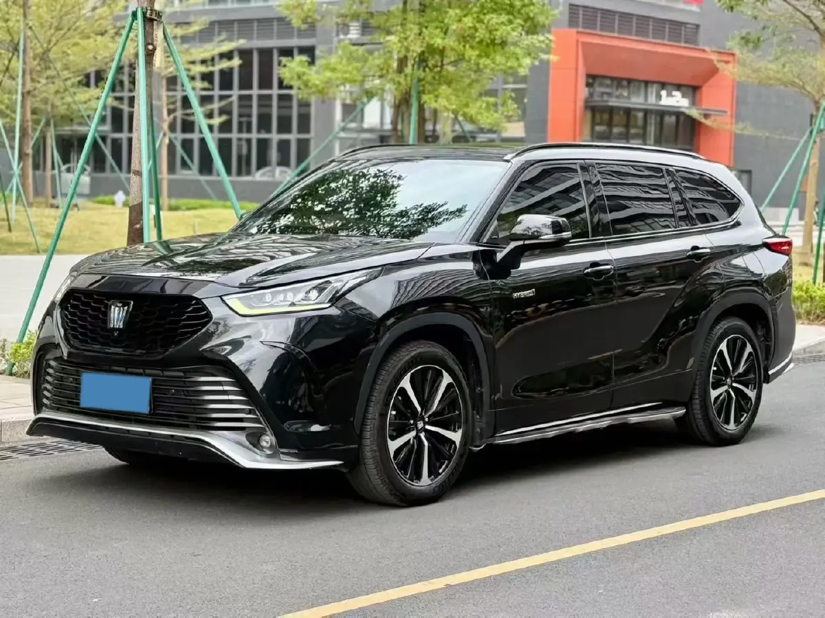 2022 Toyota Crown Kluger 2.5L 192HP L4 E-CVT Hybrid