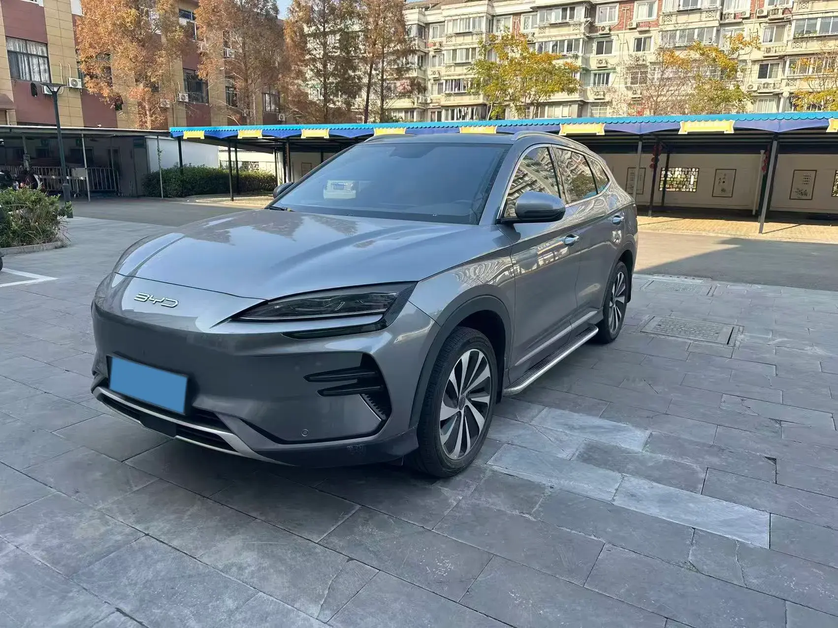 2023 BYD SONG view 1