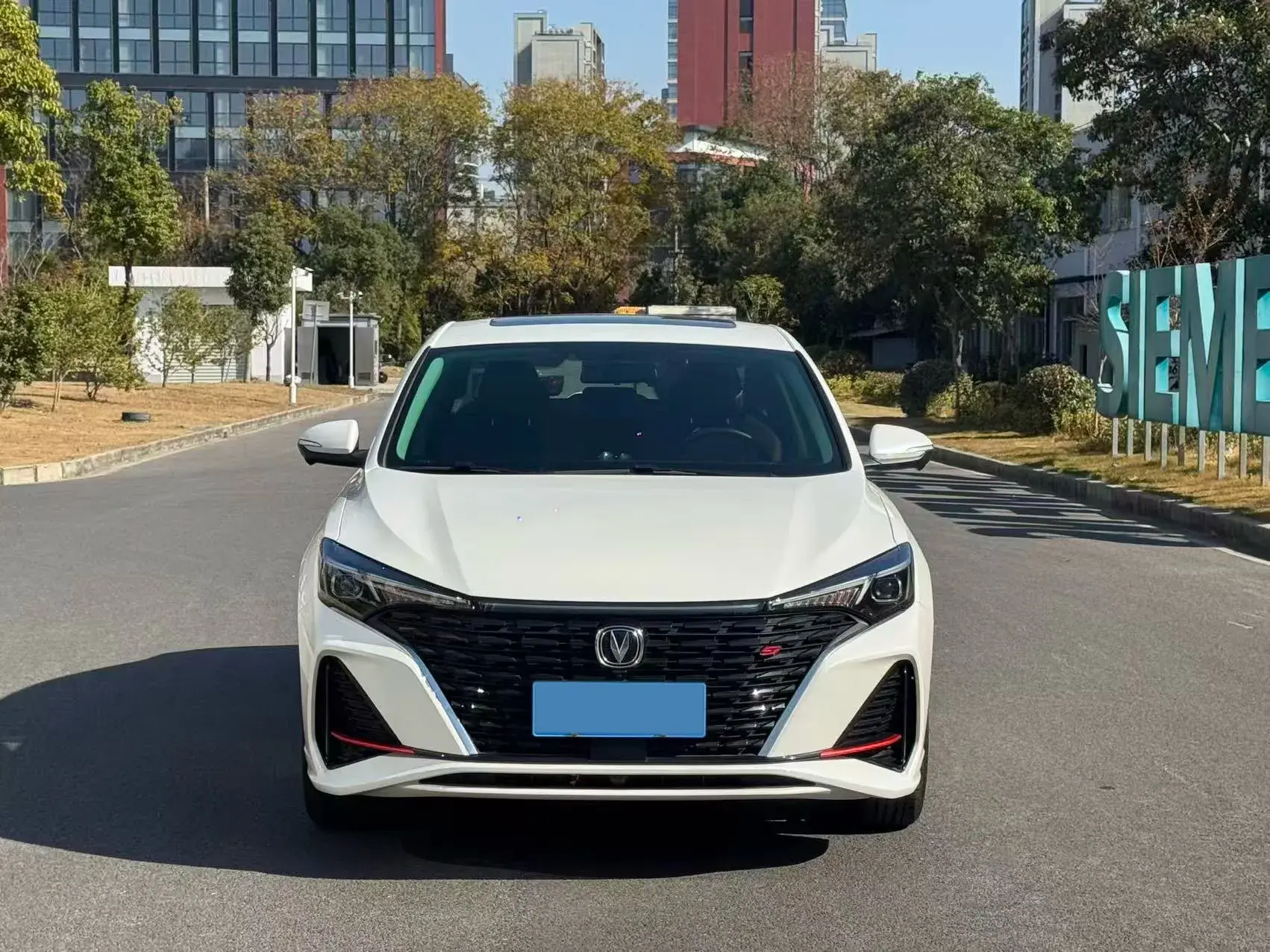 2025 CHANGAN EADO thumbnail 2