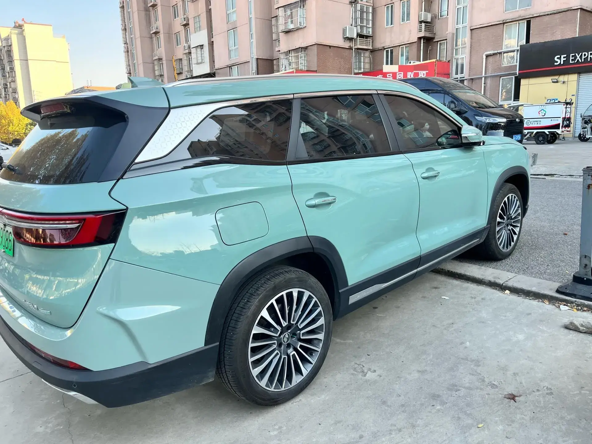 2023 JETOUR TRAVELLER thumbnail 4