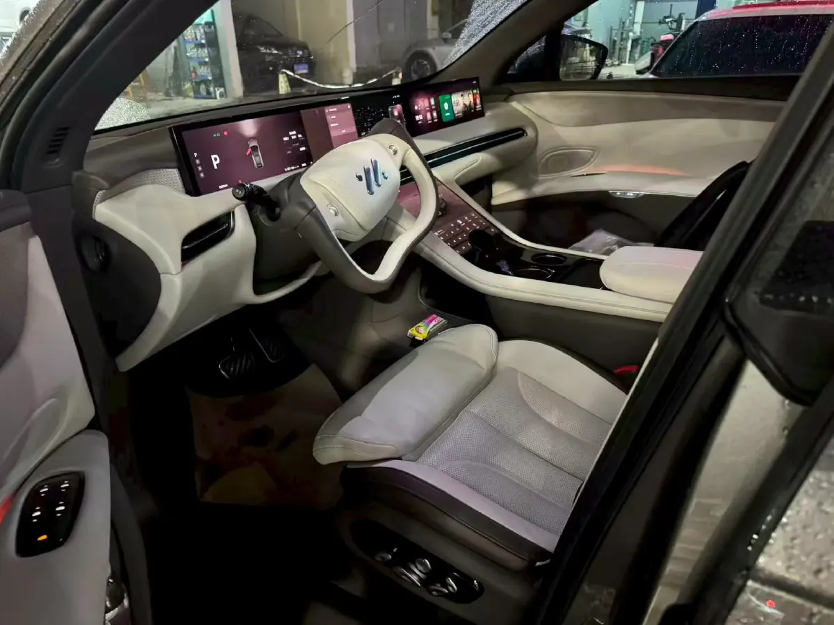 2023 IM LS7 BEV 90KWH,autocango,china used car exporter,china ev exporter,chinese used car exporter,chinese used ev exporter