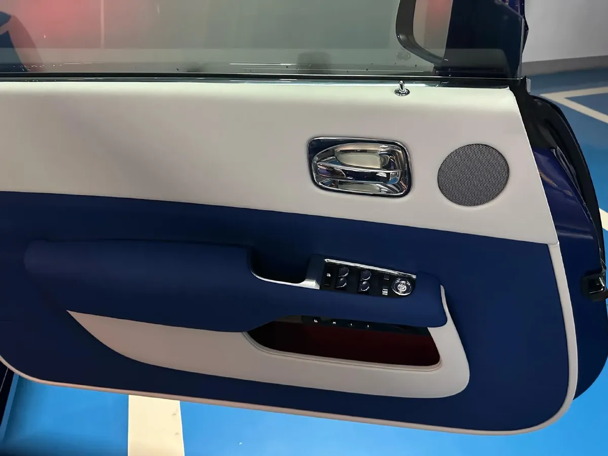 2017 Rolls-Royce Wraith 6.6T 632HP V12 8AT,autocango,china used car exporter,china ev exporter,chinese used car exporter,chinese used ev exporter