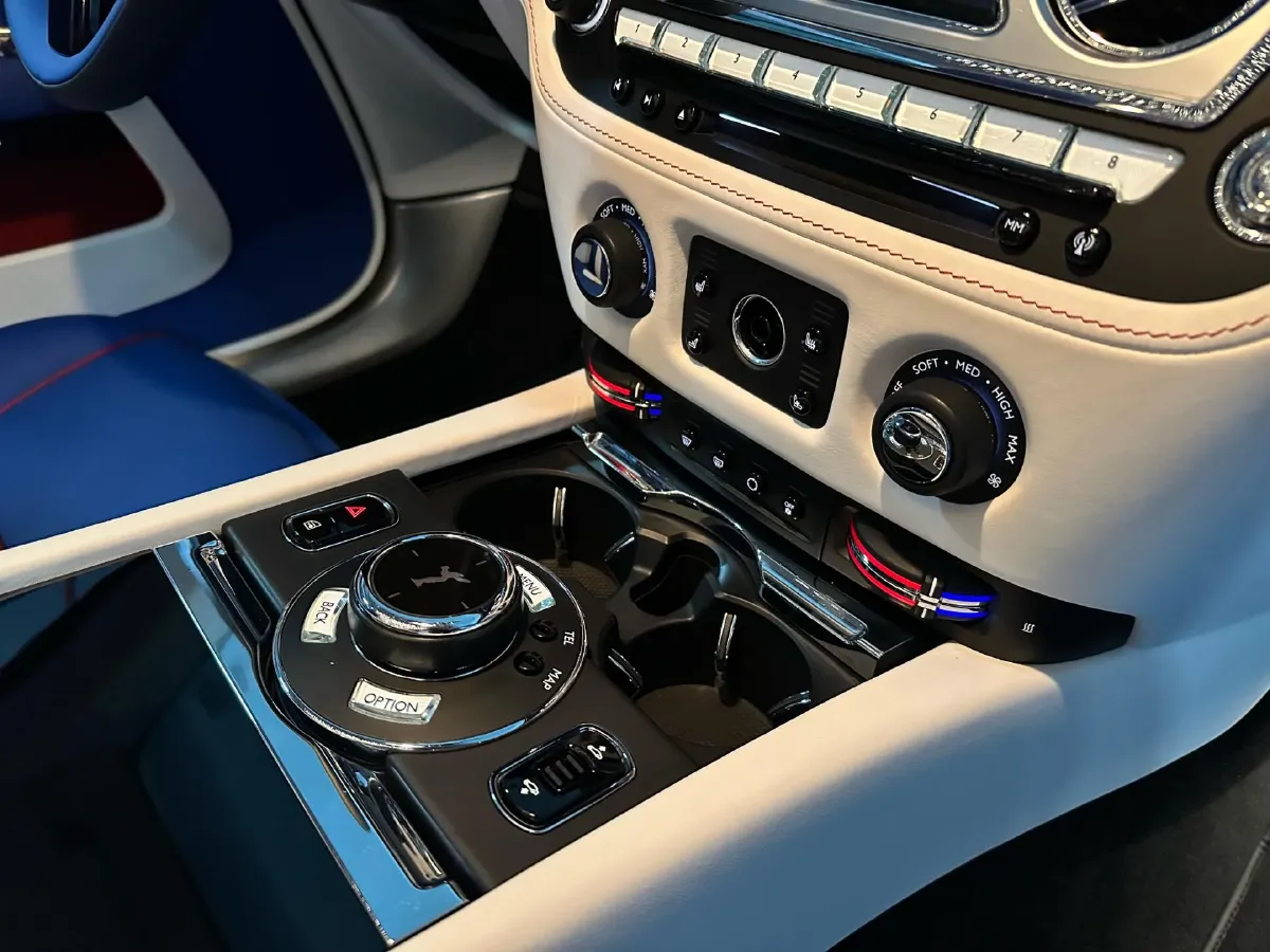 2017 Rolls-Royce Wraith 6.6T 632HP V12 8AT,autocango,china used car exporter,china ev exporter,chinese used car exporter,chinese used ev exporter