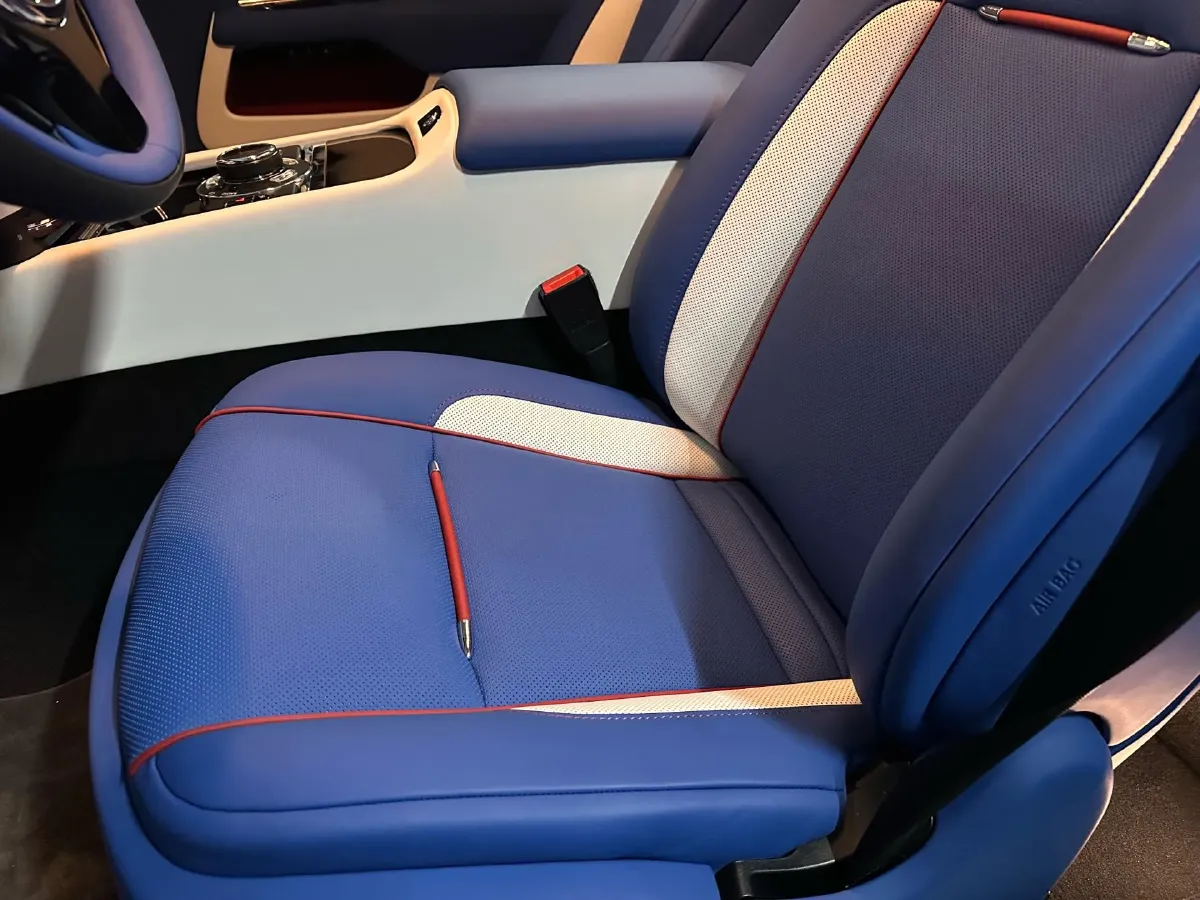 2017 Rolls-Royce Wraith 6.6T 632HP V12 8AT,autocango,china used car exporter,china ev exporter,chinese used car exporter,chinese used ev exporter