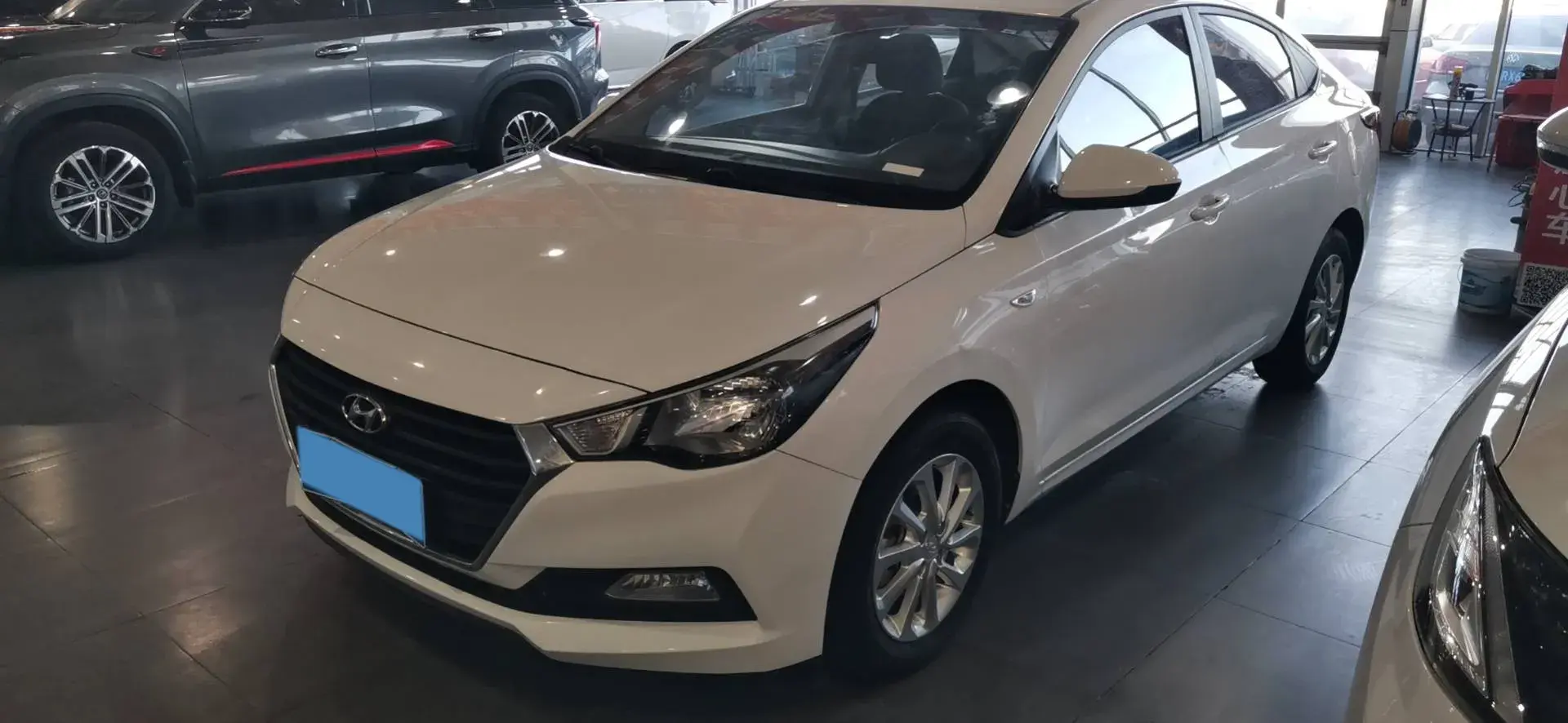 2016 Hyundai Verna 1.4L 100HP L4 6AT