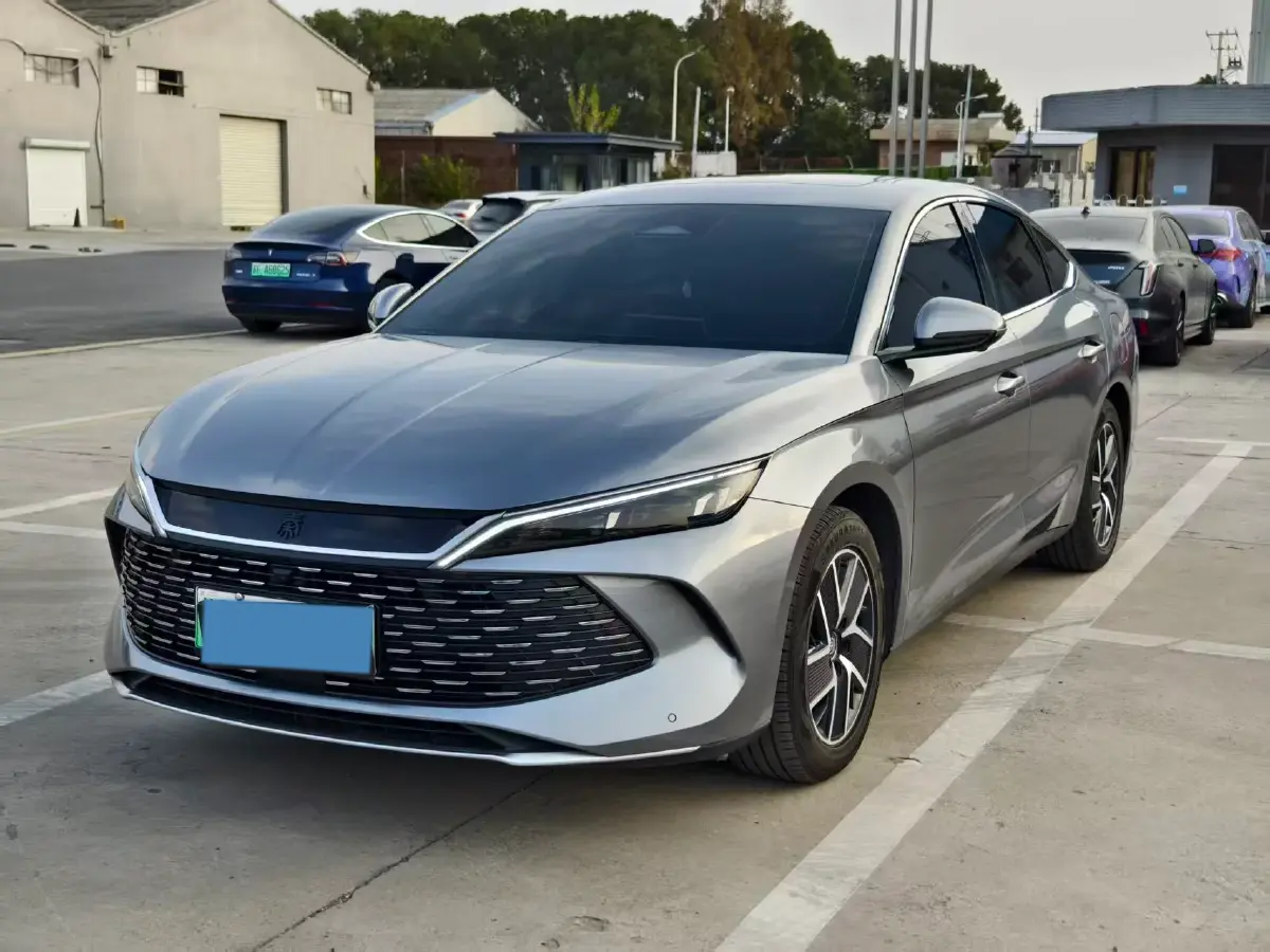 2024 BYD QinL 1.5L 101HP L4 E-CVT PHEV 15.87KWH