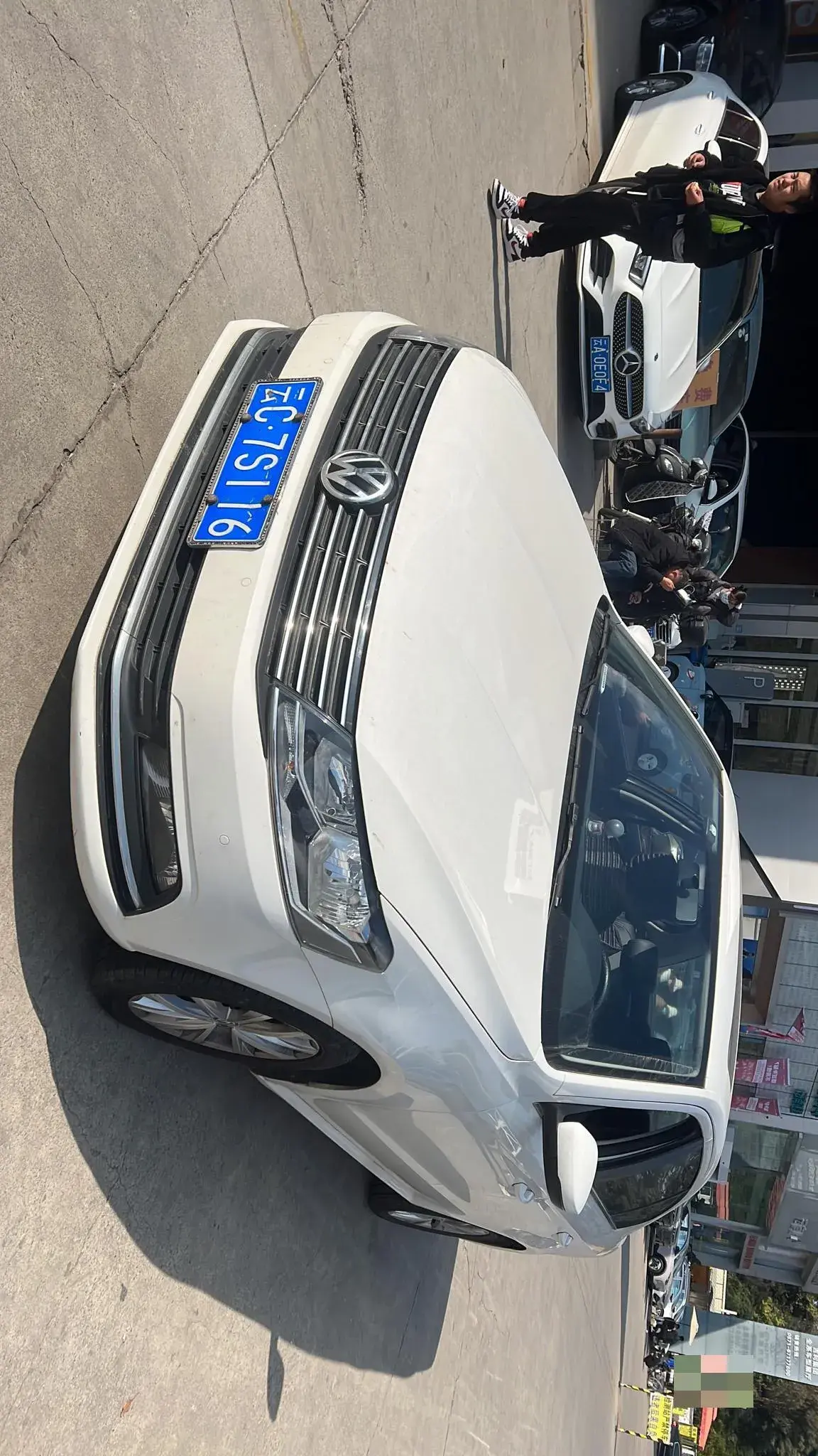 2017 VOLKSWAGEN LAVIDA thumbnail 2